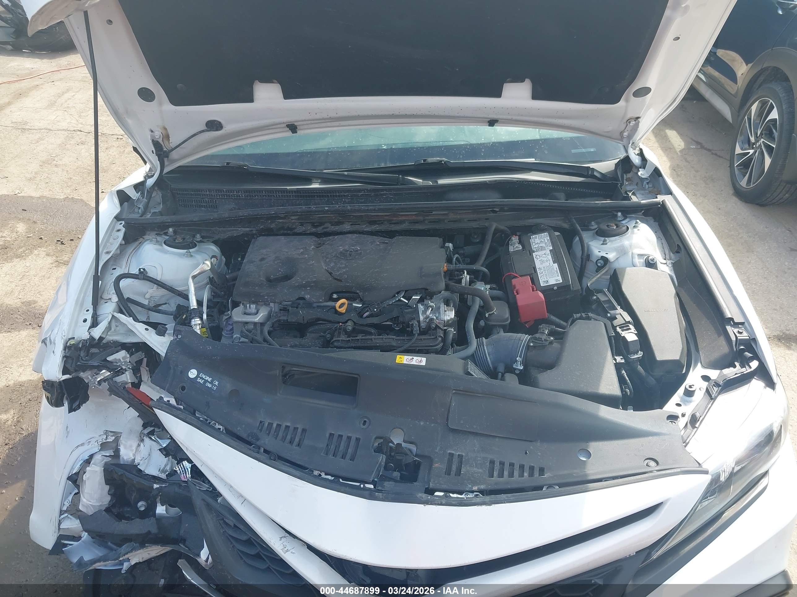 TOYOTA CAMRY image 10