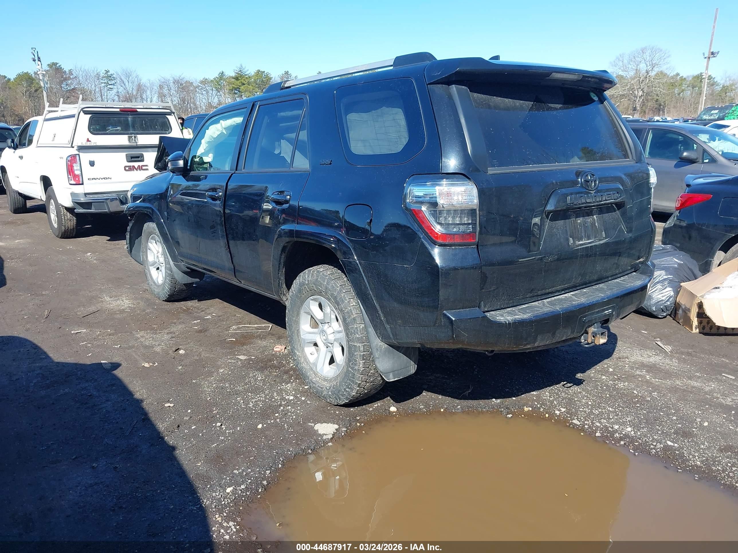 TOYOTA 4RUNNER image 3