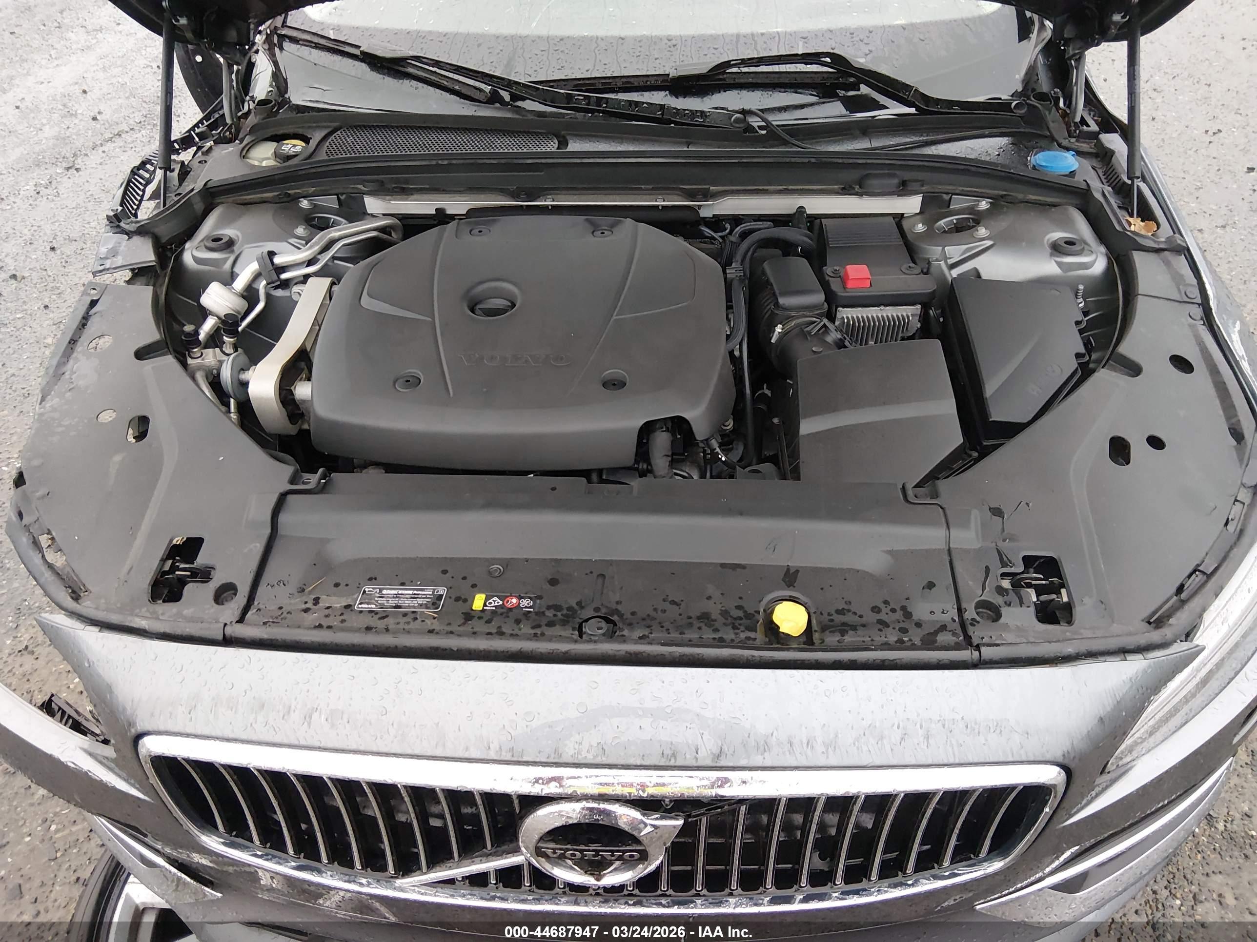 VOLVO S90 image 10