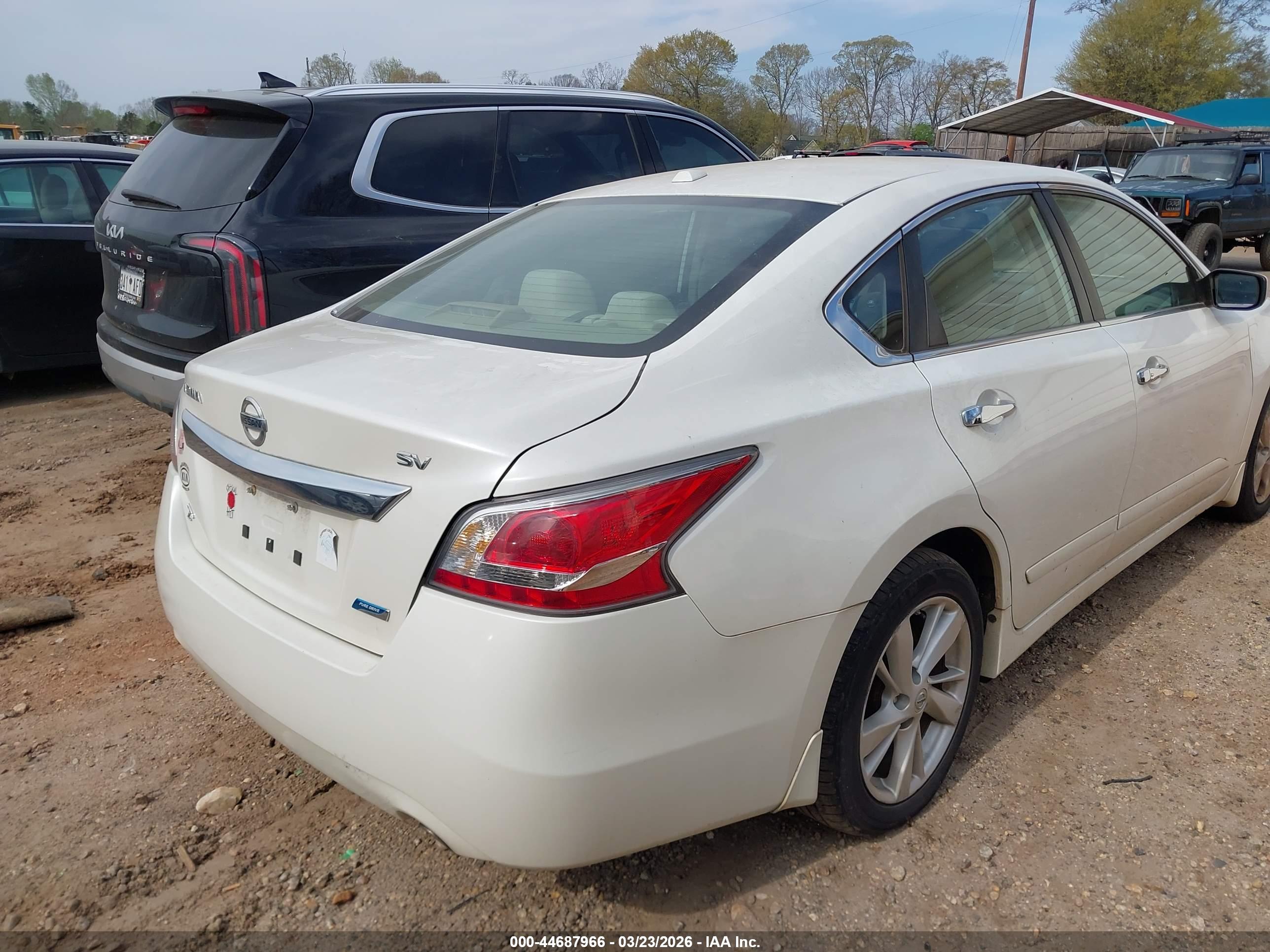 NISSAN ALTIMA image 4