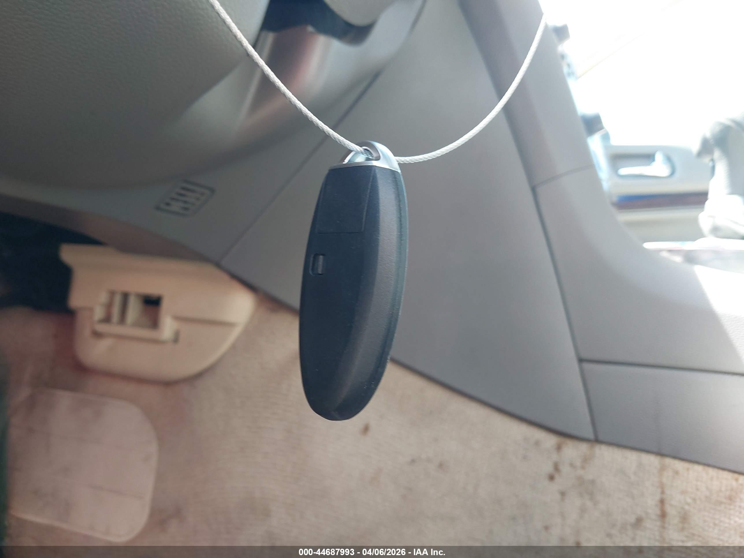 INFINITI G37 image 11