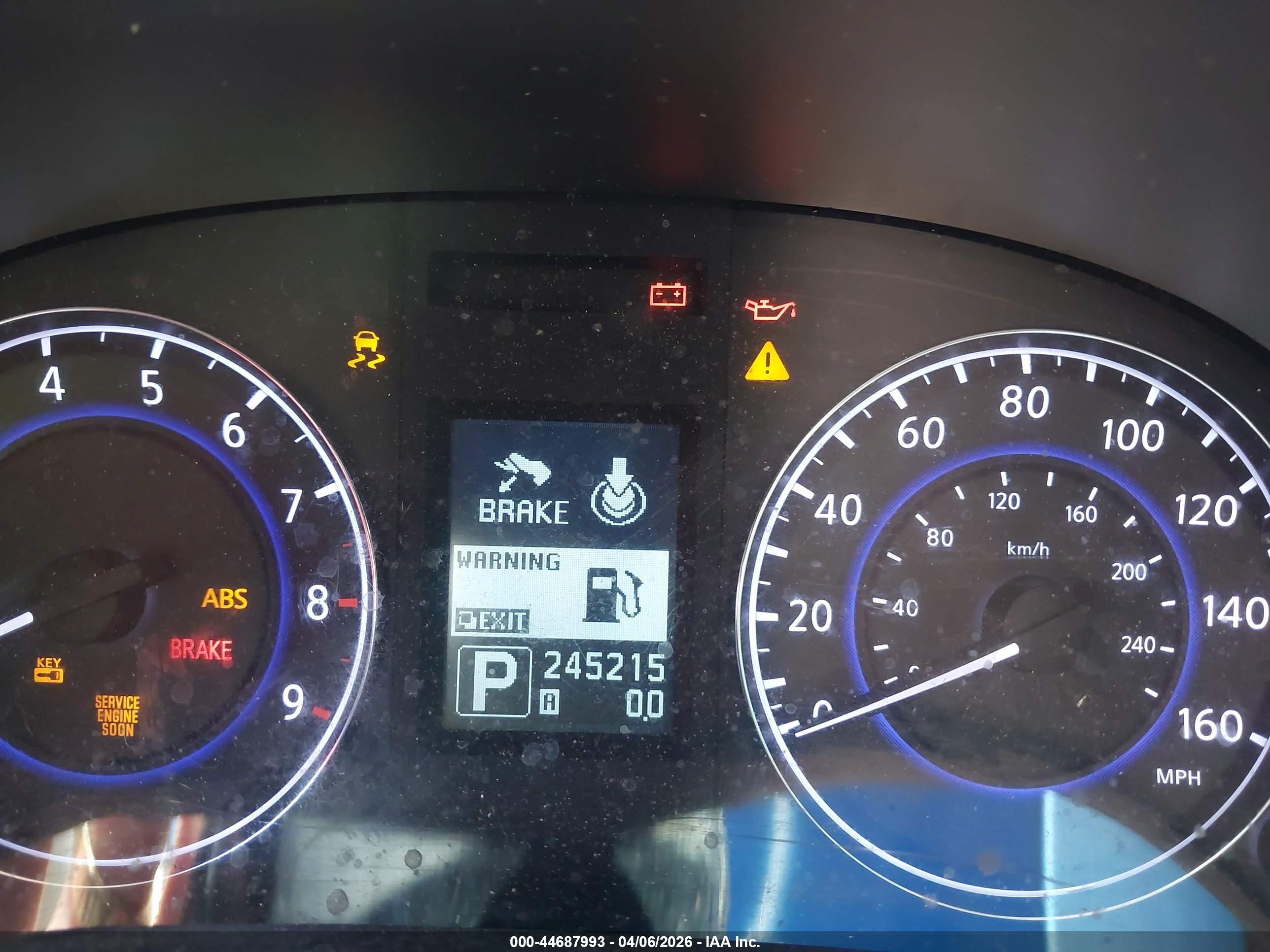 INFINITI G37 image 7