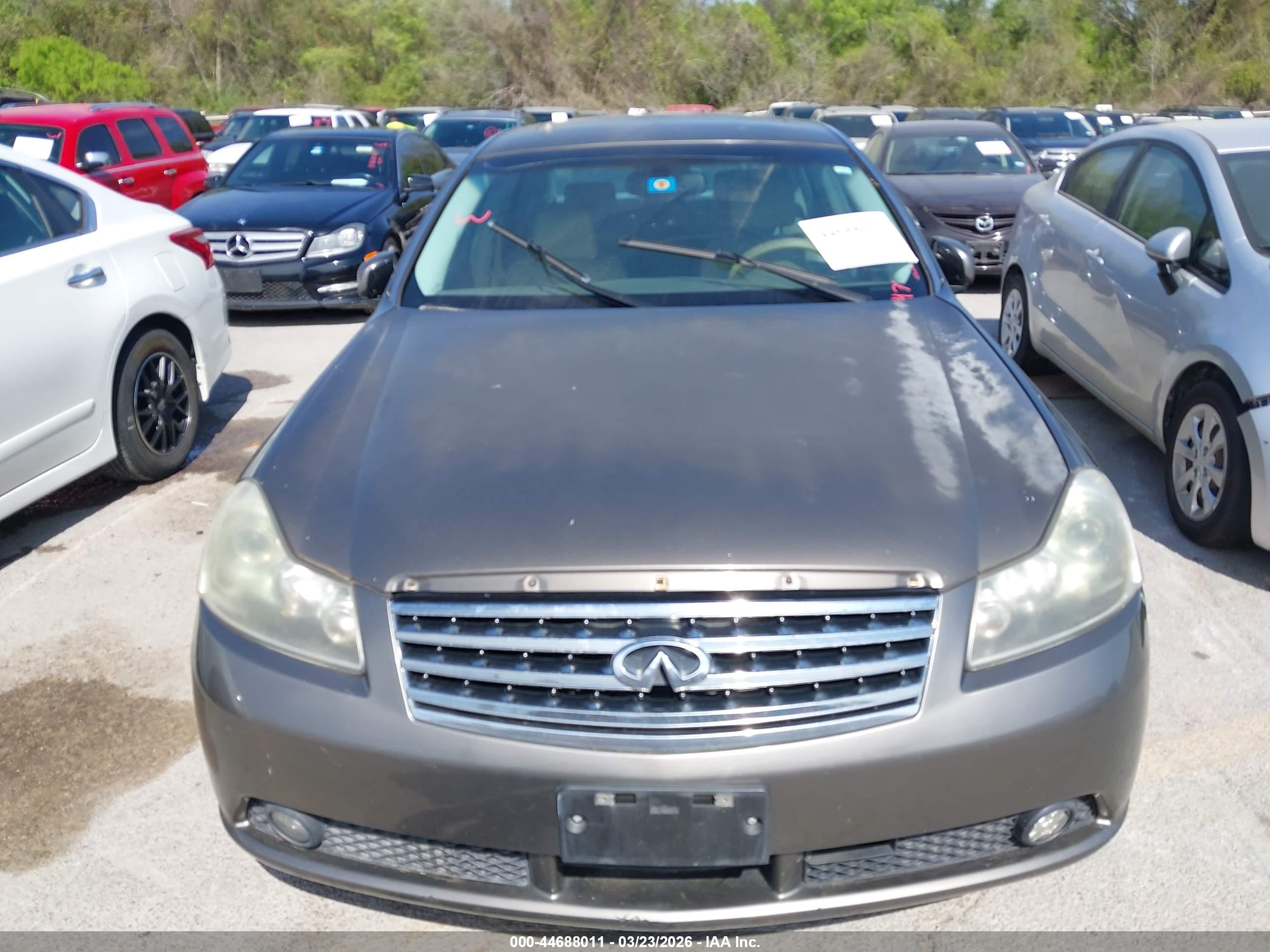 INFINITI M35 image 6