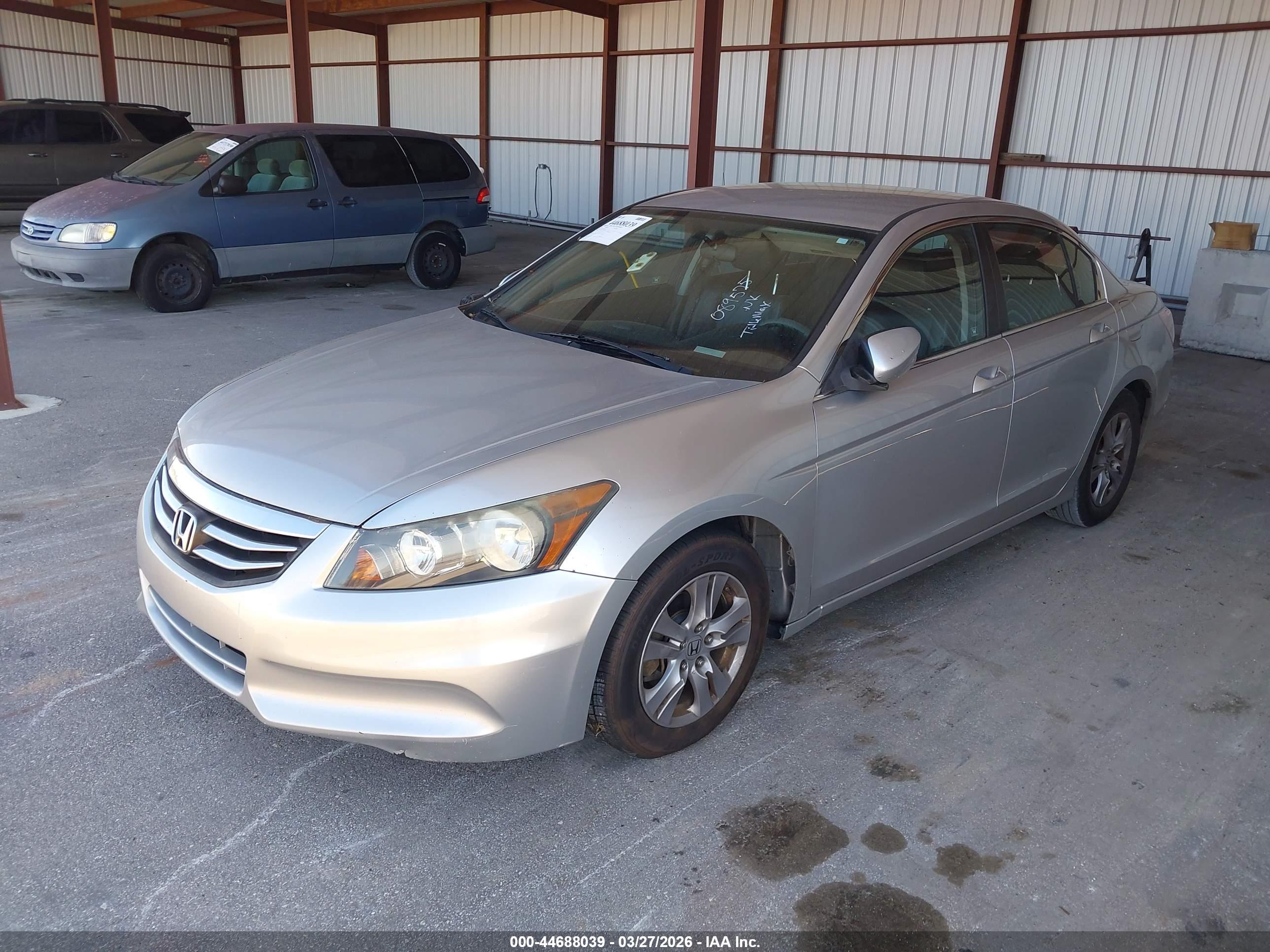 HONDA ACCORD image 2