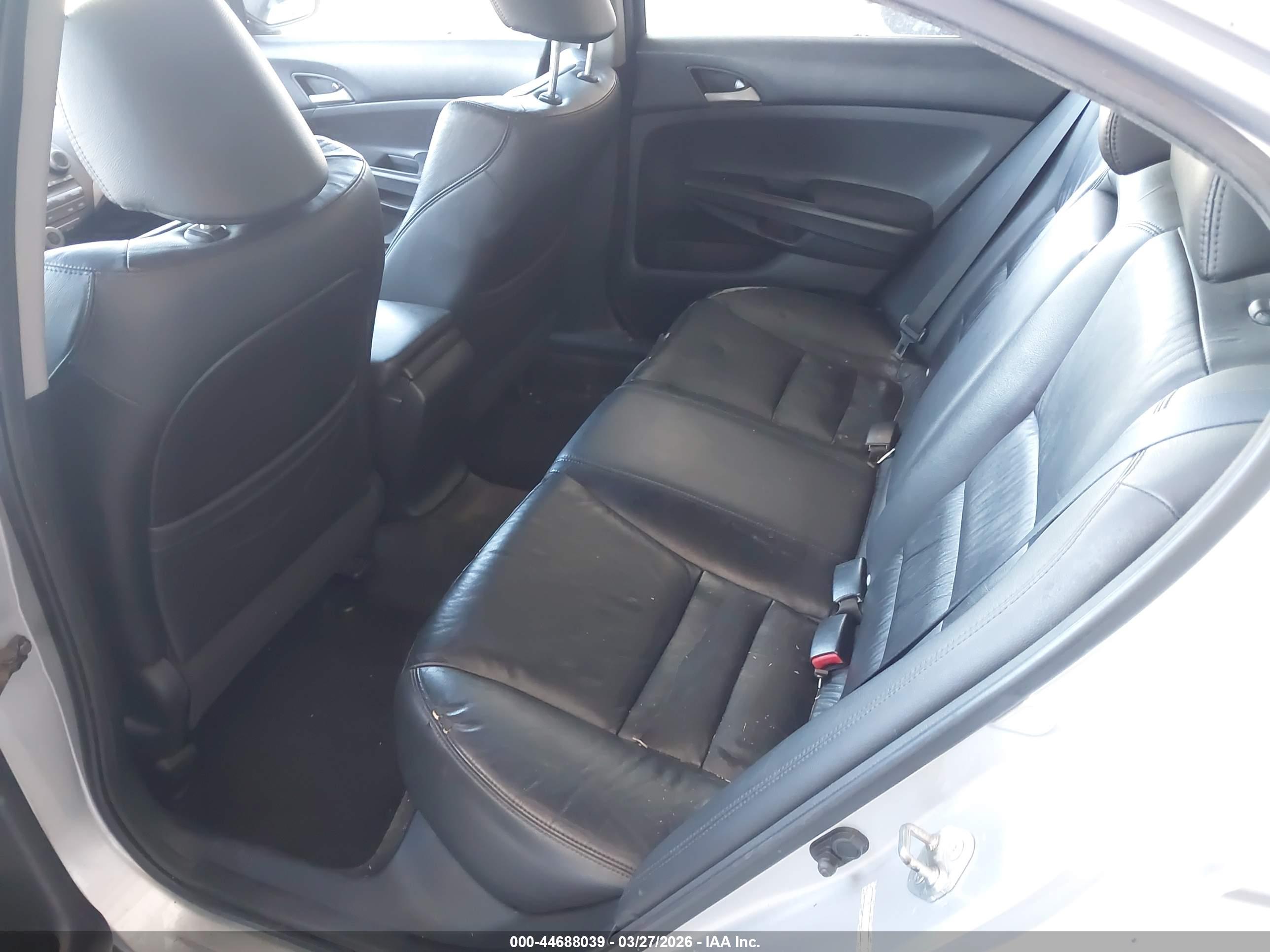 HONDA ACCORD image 8