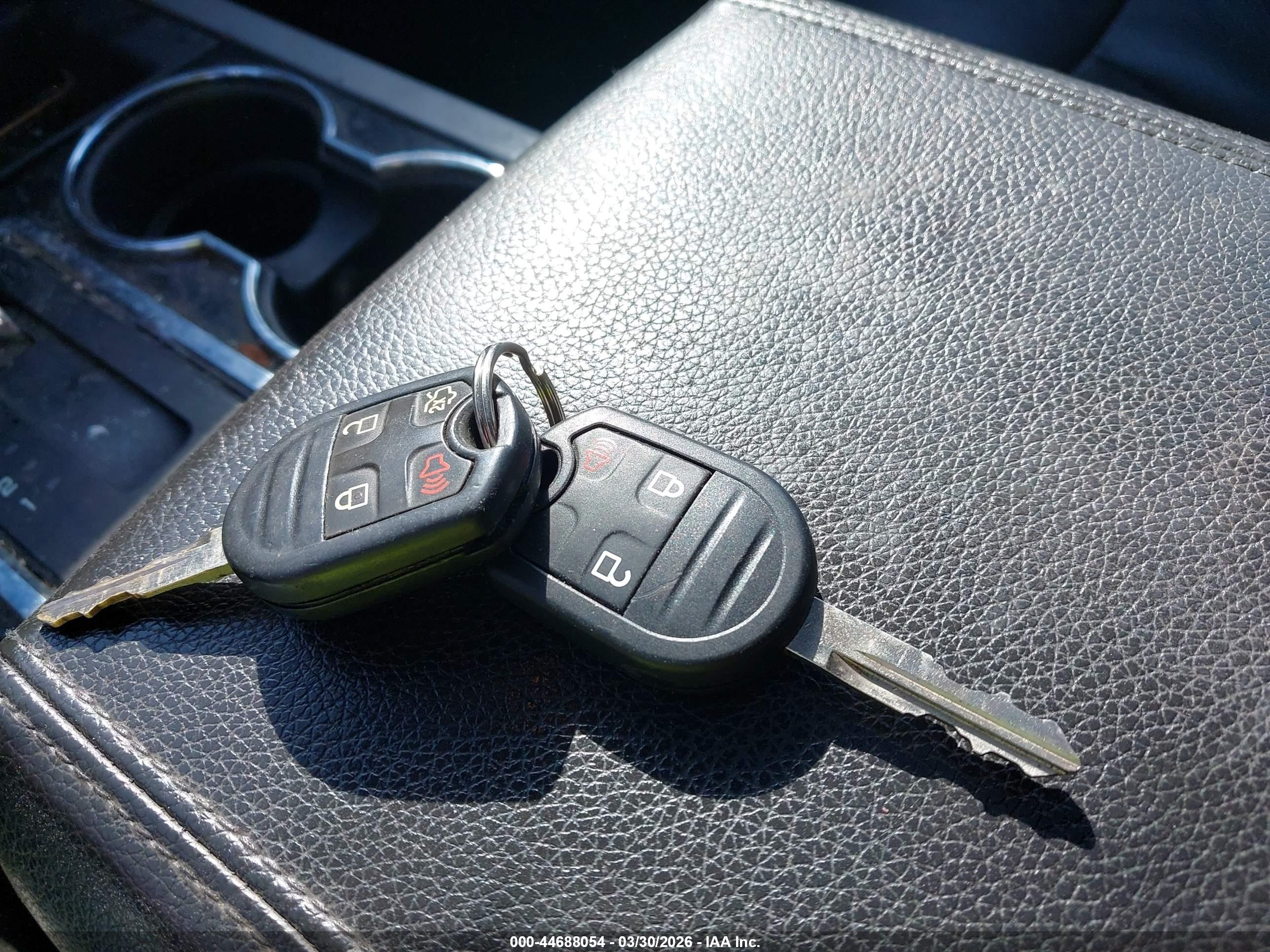 FORD EXPEDITION image 11