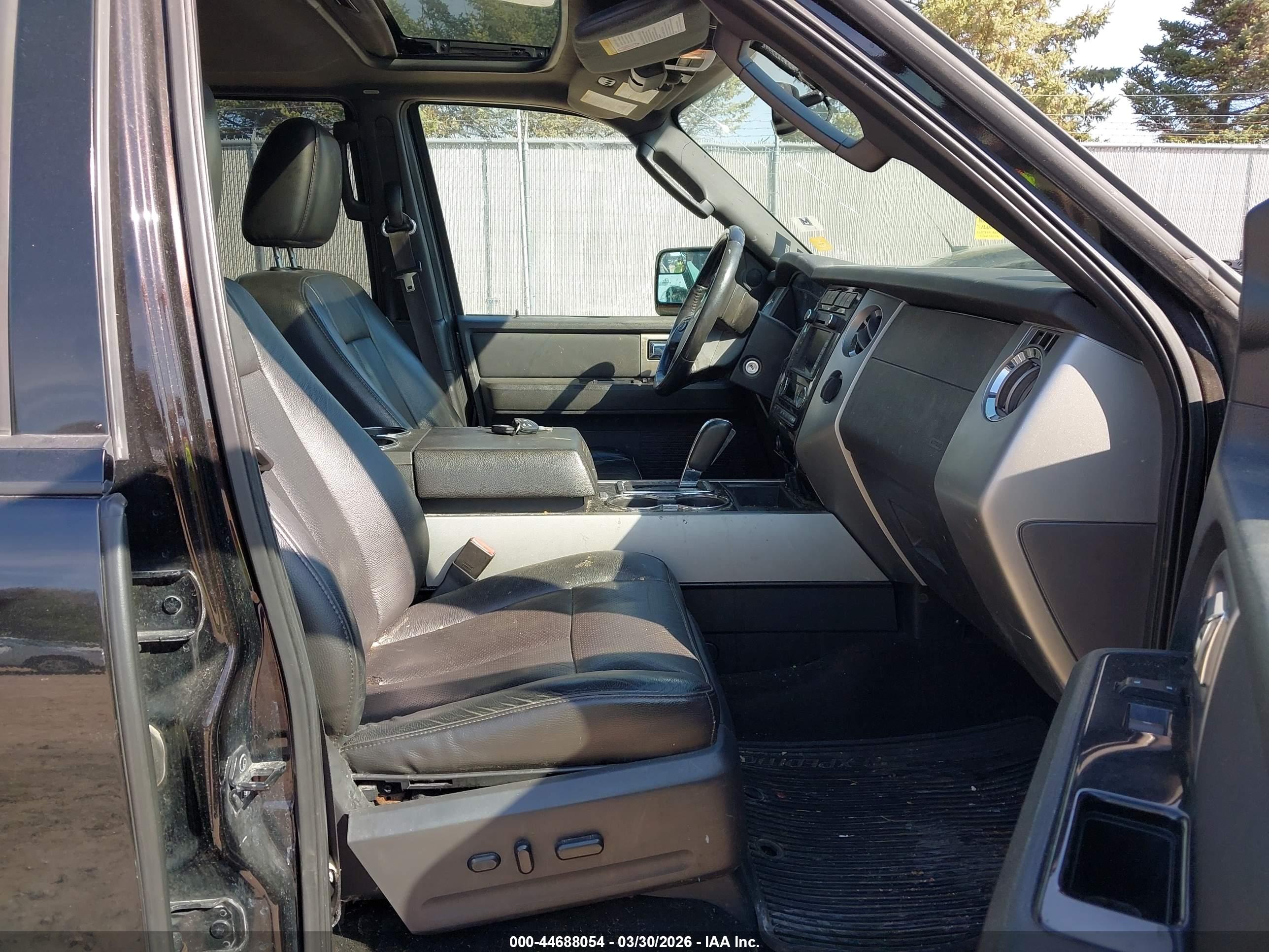 FORD EXPEDITION image 5