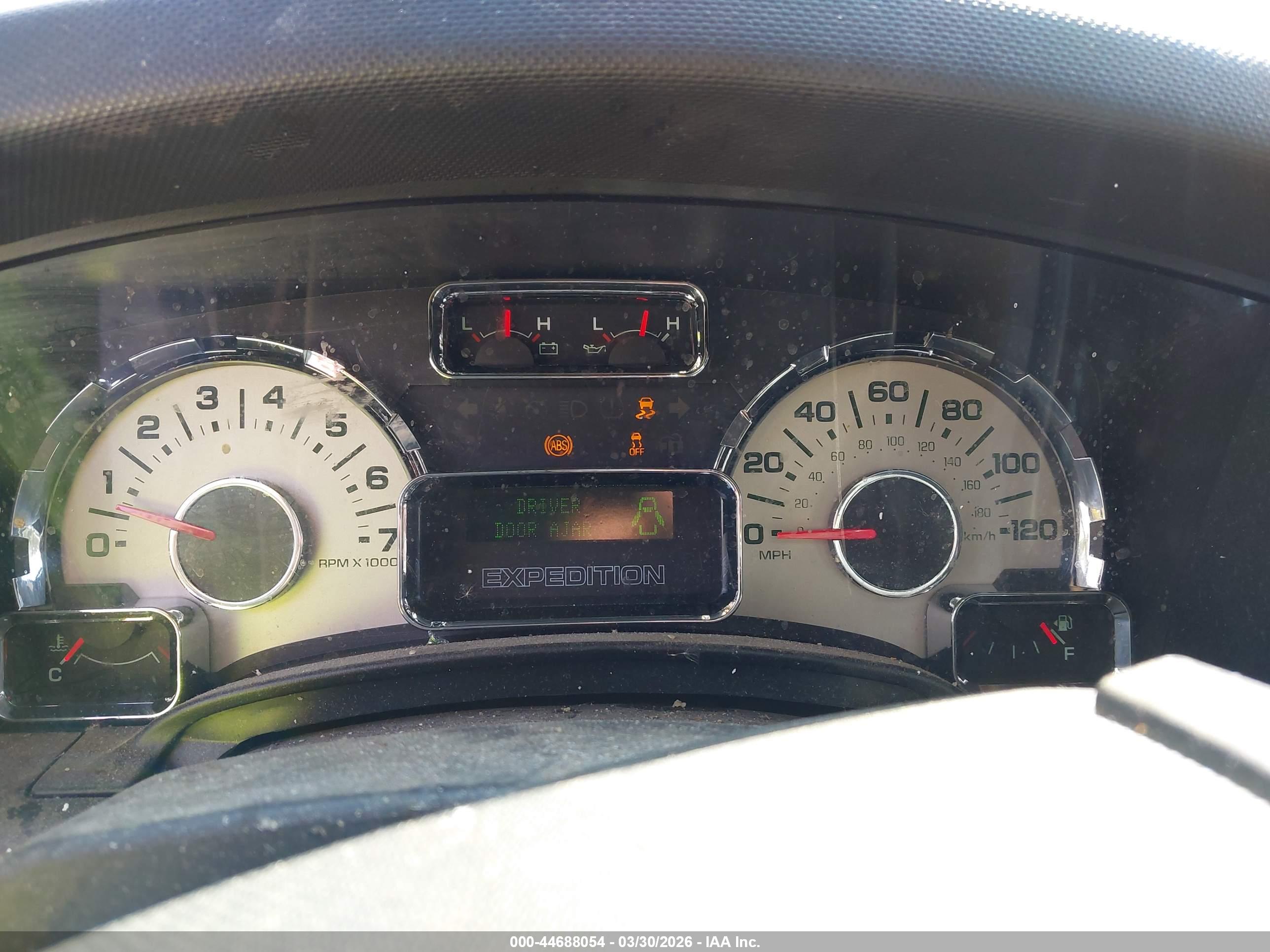 FORD EXPEDITION image 7