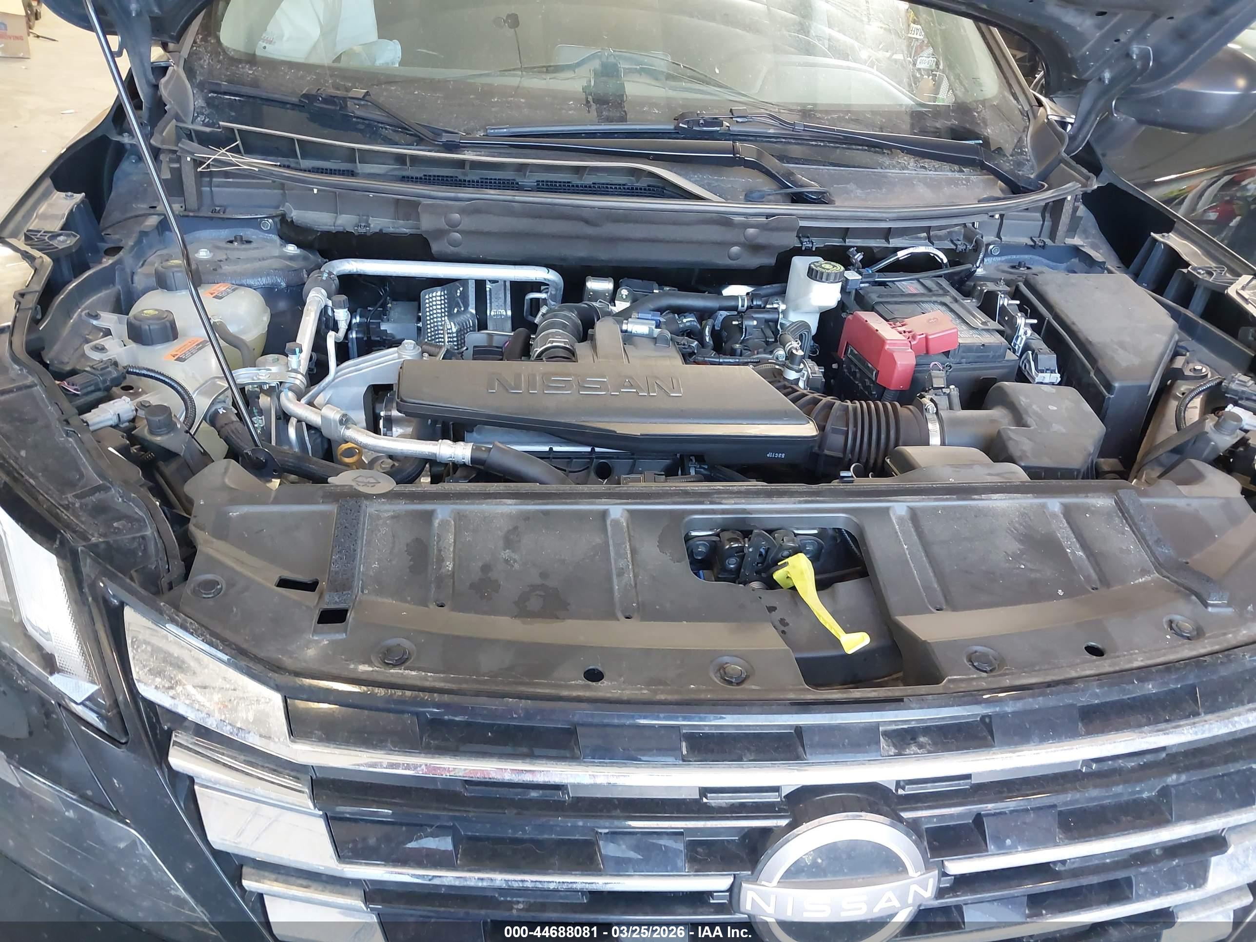 NISSAN ROGUE image 10