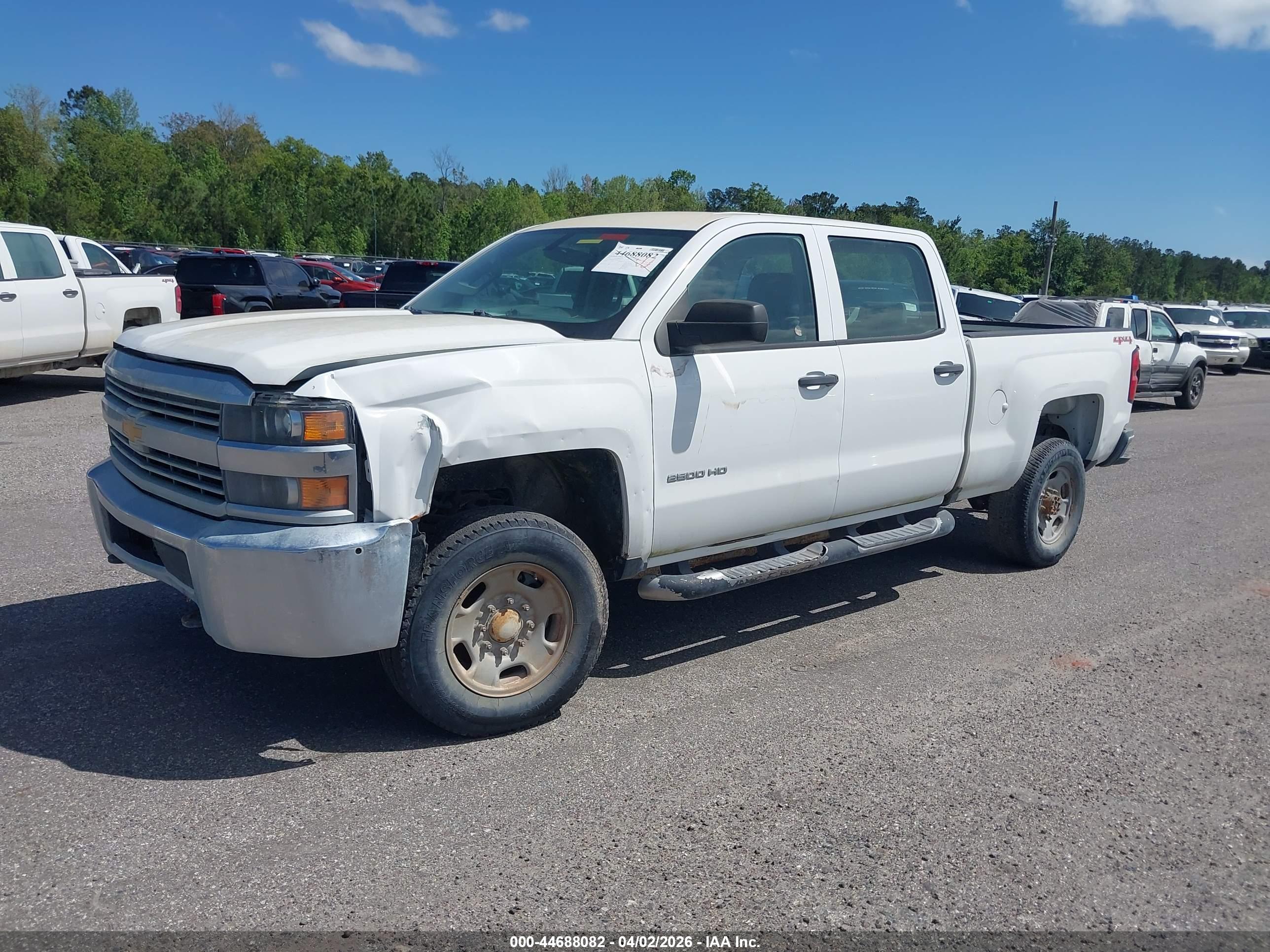 CHEVROLET SILVERADO image 2