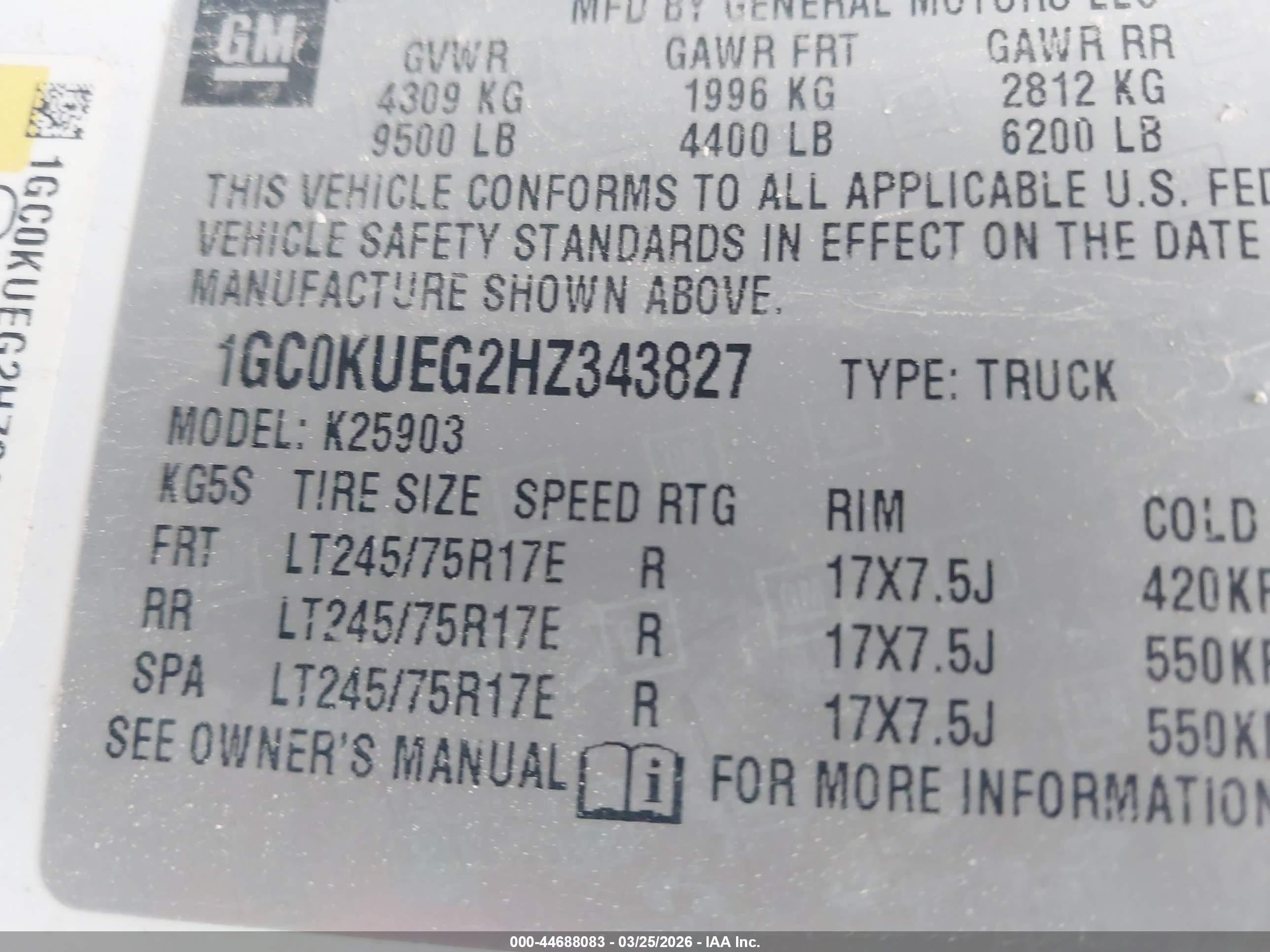 CHEVROLET SILVERADO image 9