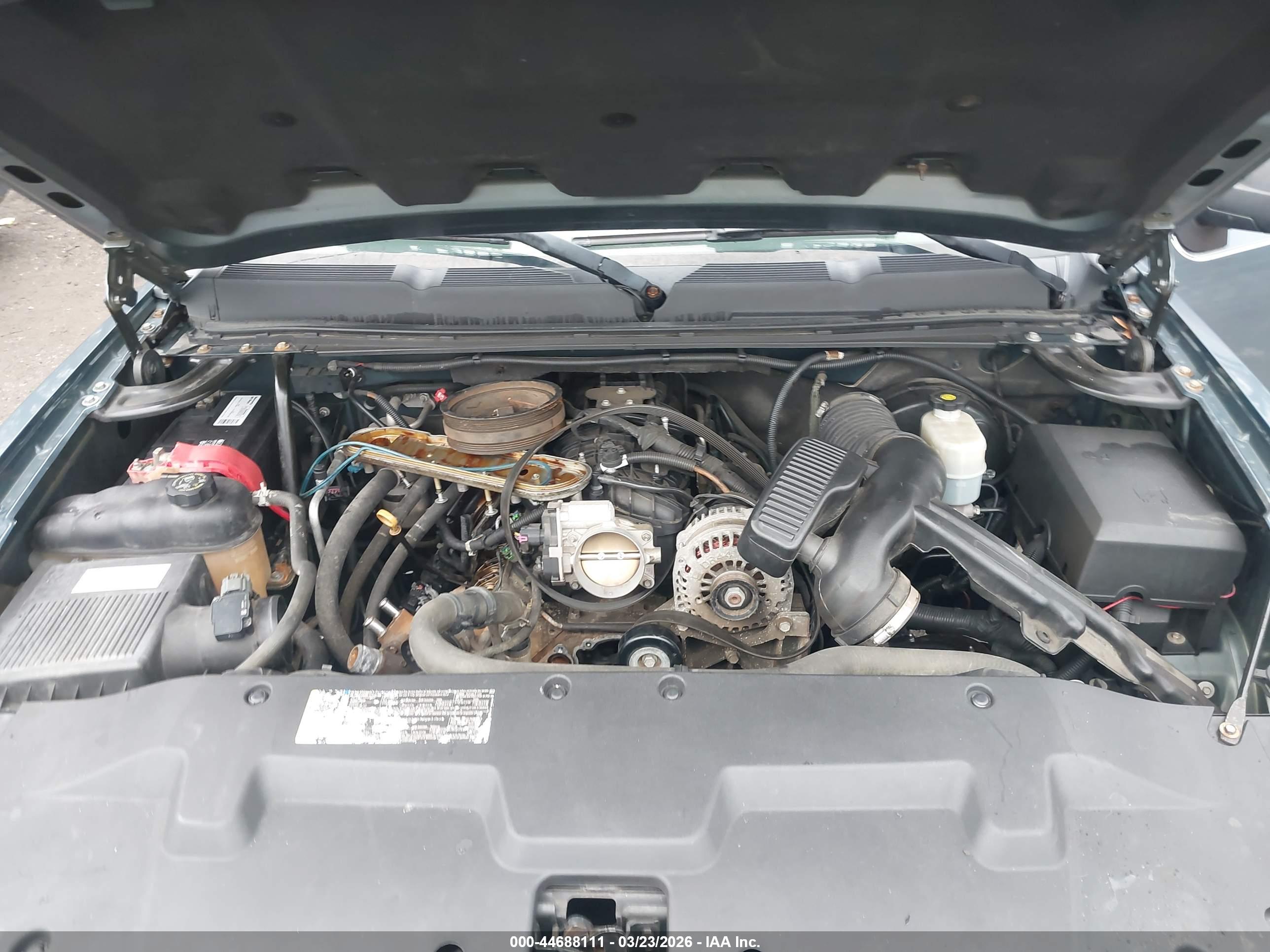 CHEVROLET SILVERADO image 10