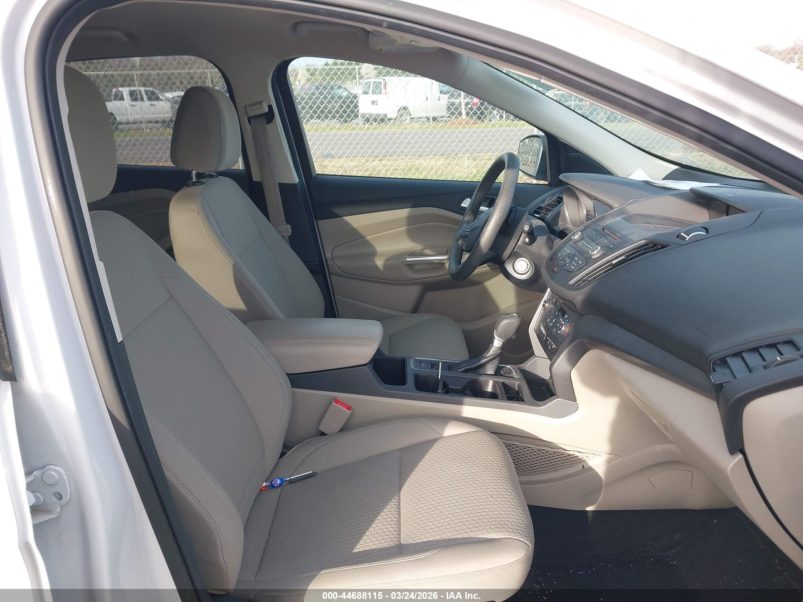 FORD ESCAPE image 5