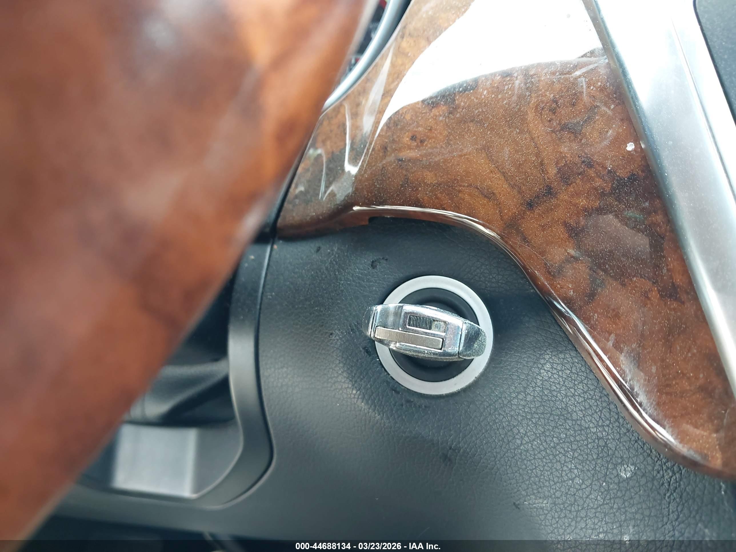 MERCEDES-BENZ ML image 11