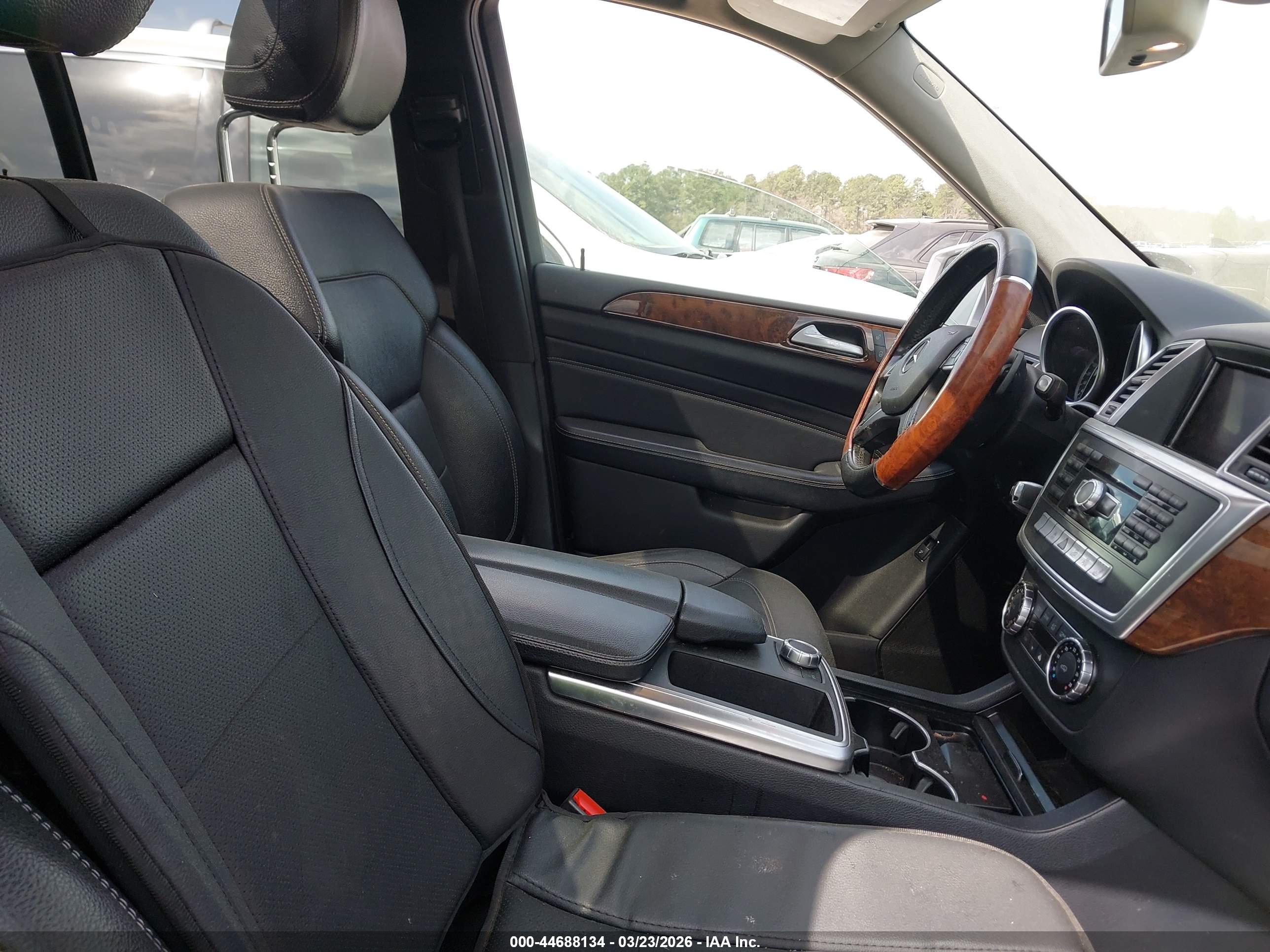 MERCEDES-BENZ ML image 5