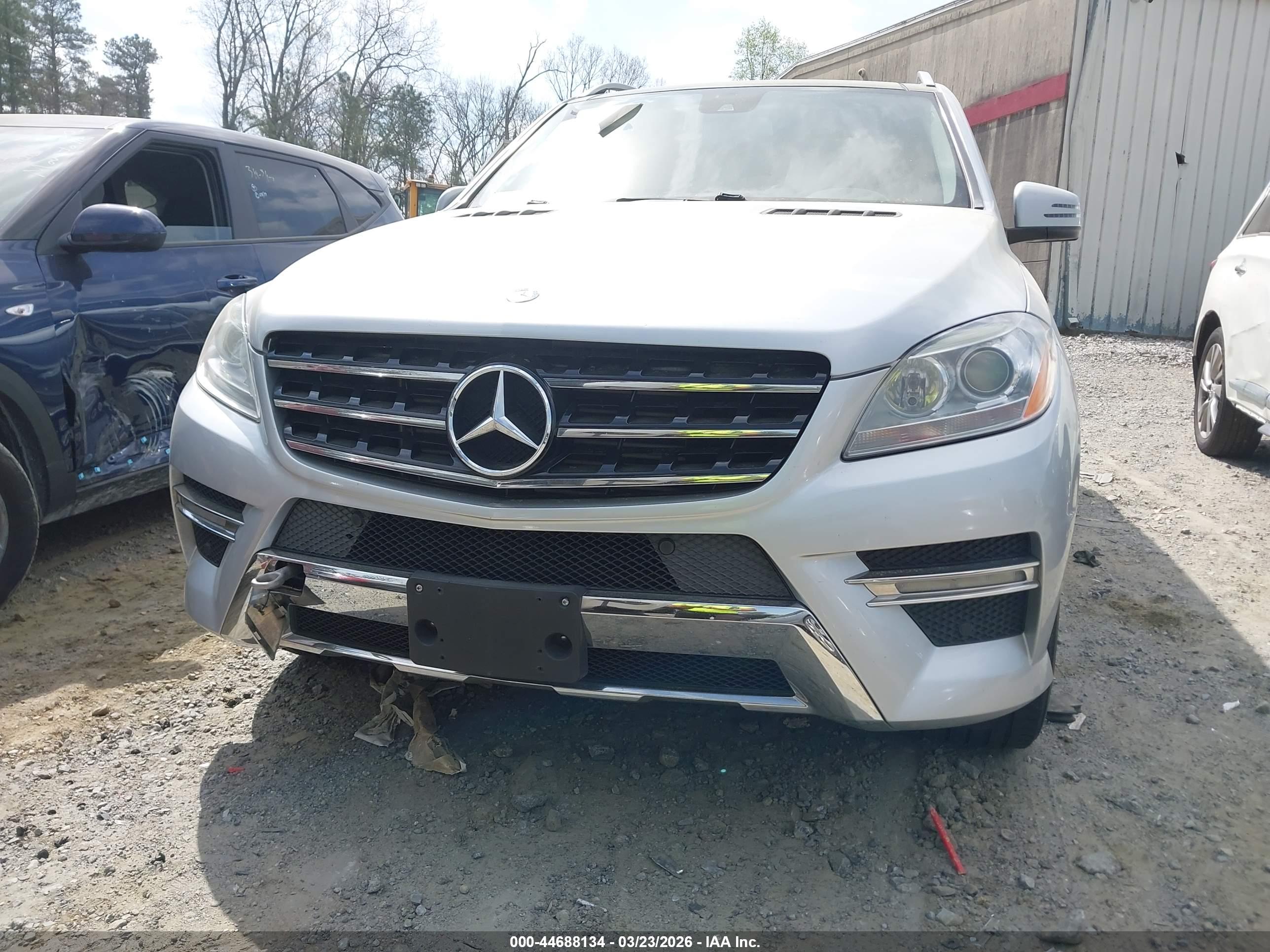 MERCEDES-BENZ ML image 6