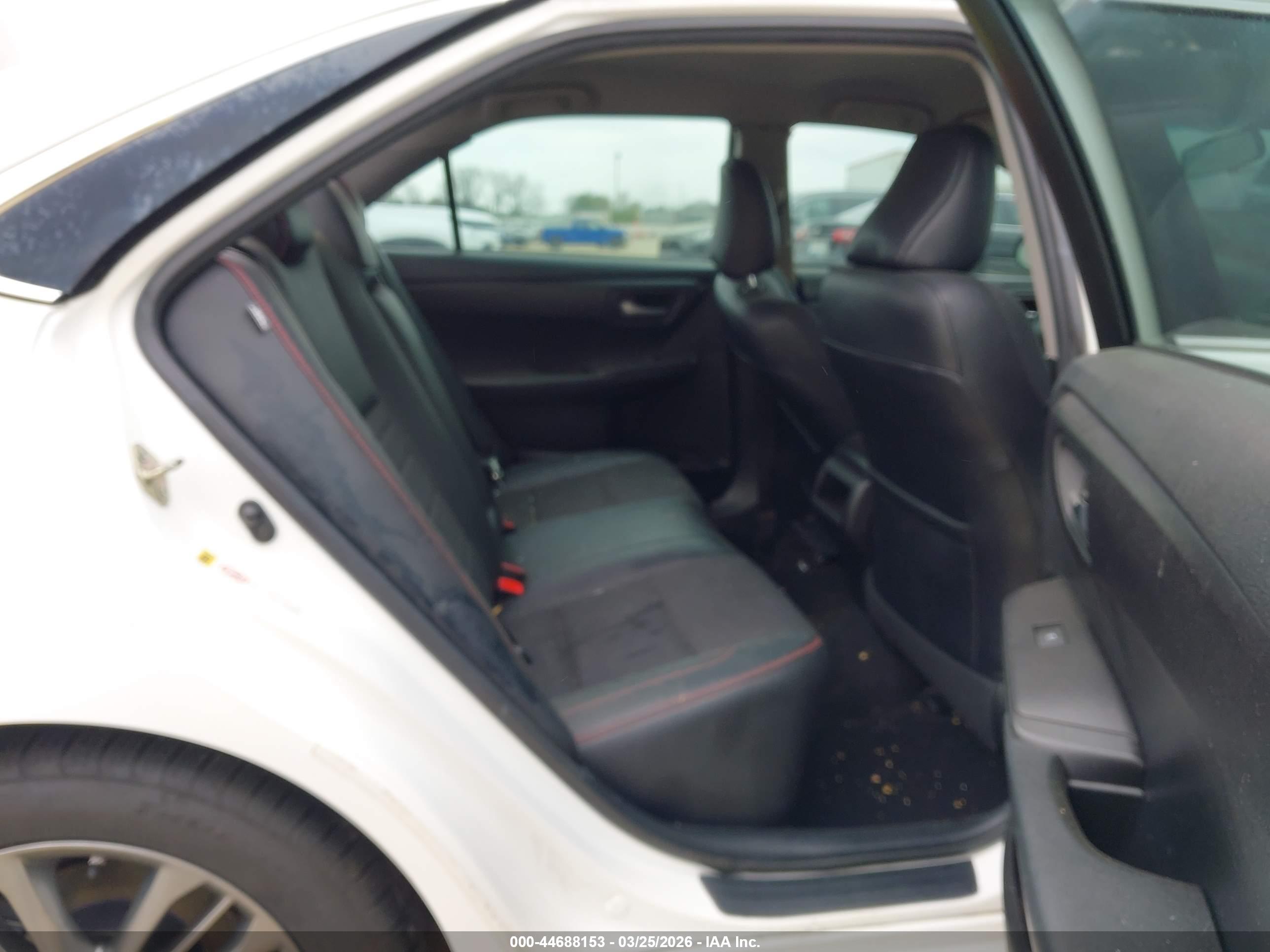 TOYOTA CAMRY image 8
