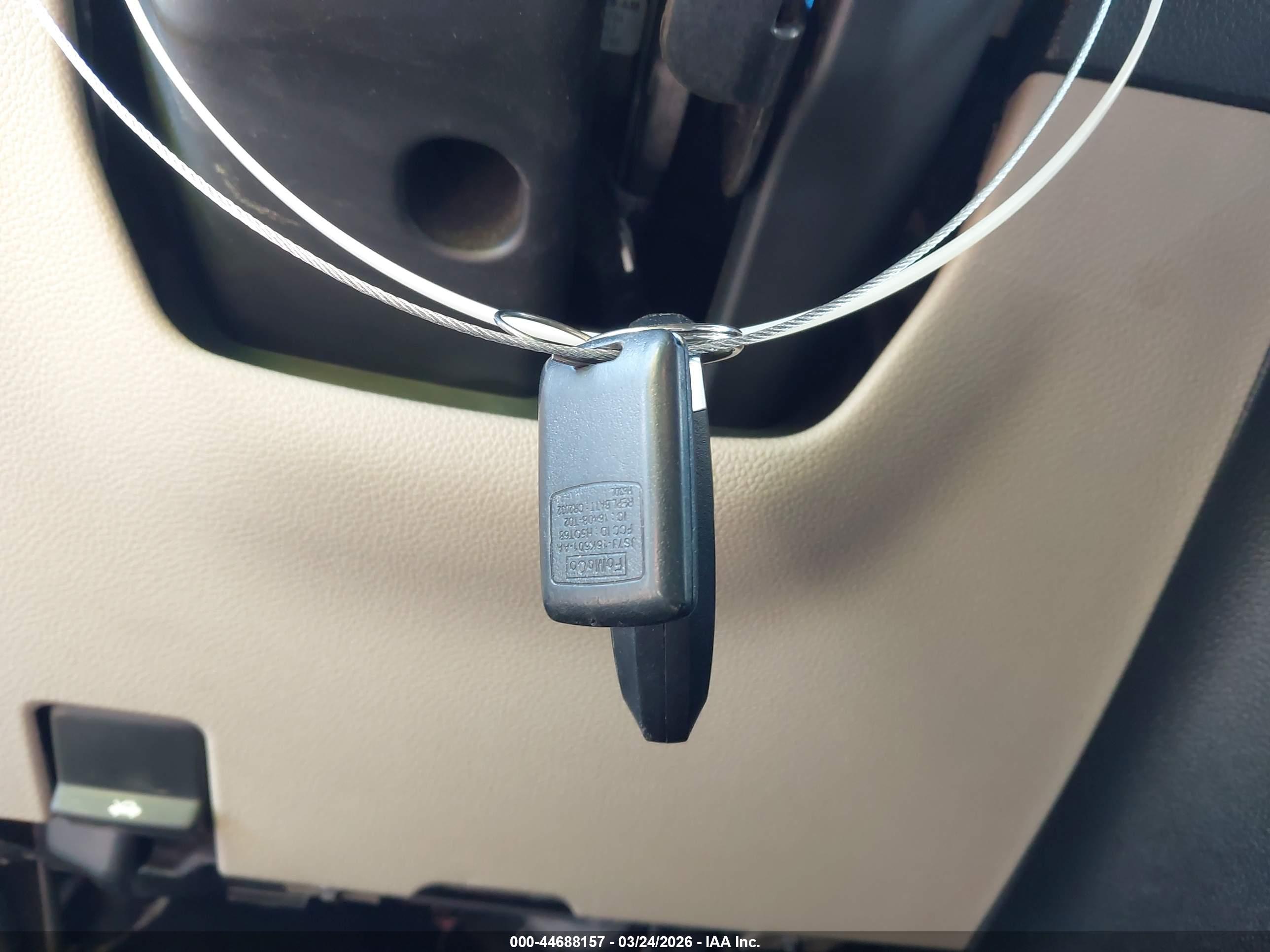 FORD EXPLORER image 11