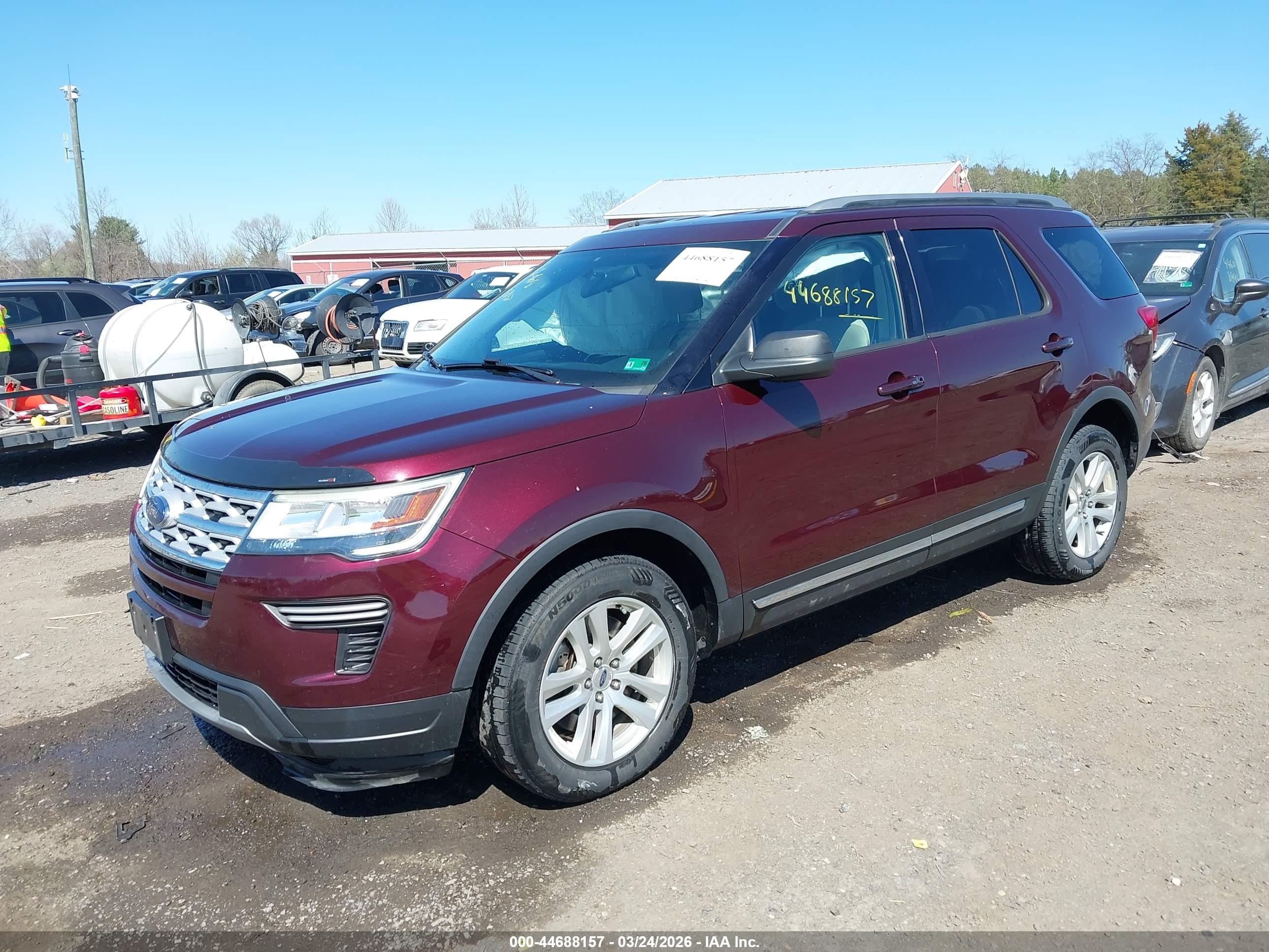 FORD EXPLORER image 2