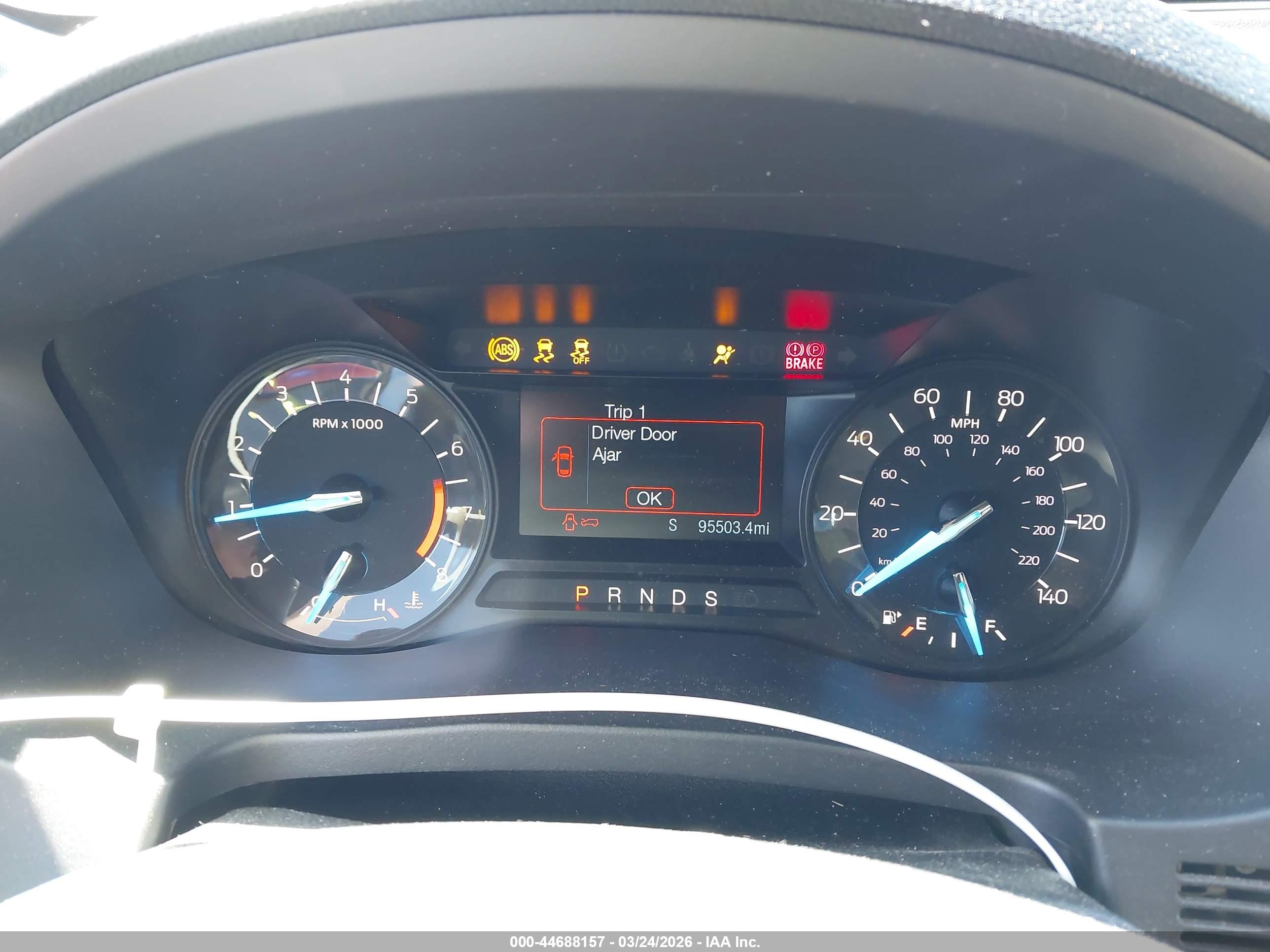 FORD EXPLORER image 7