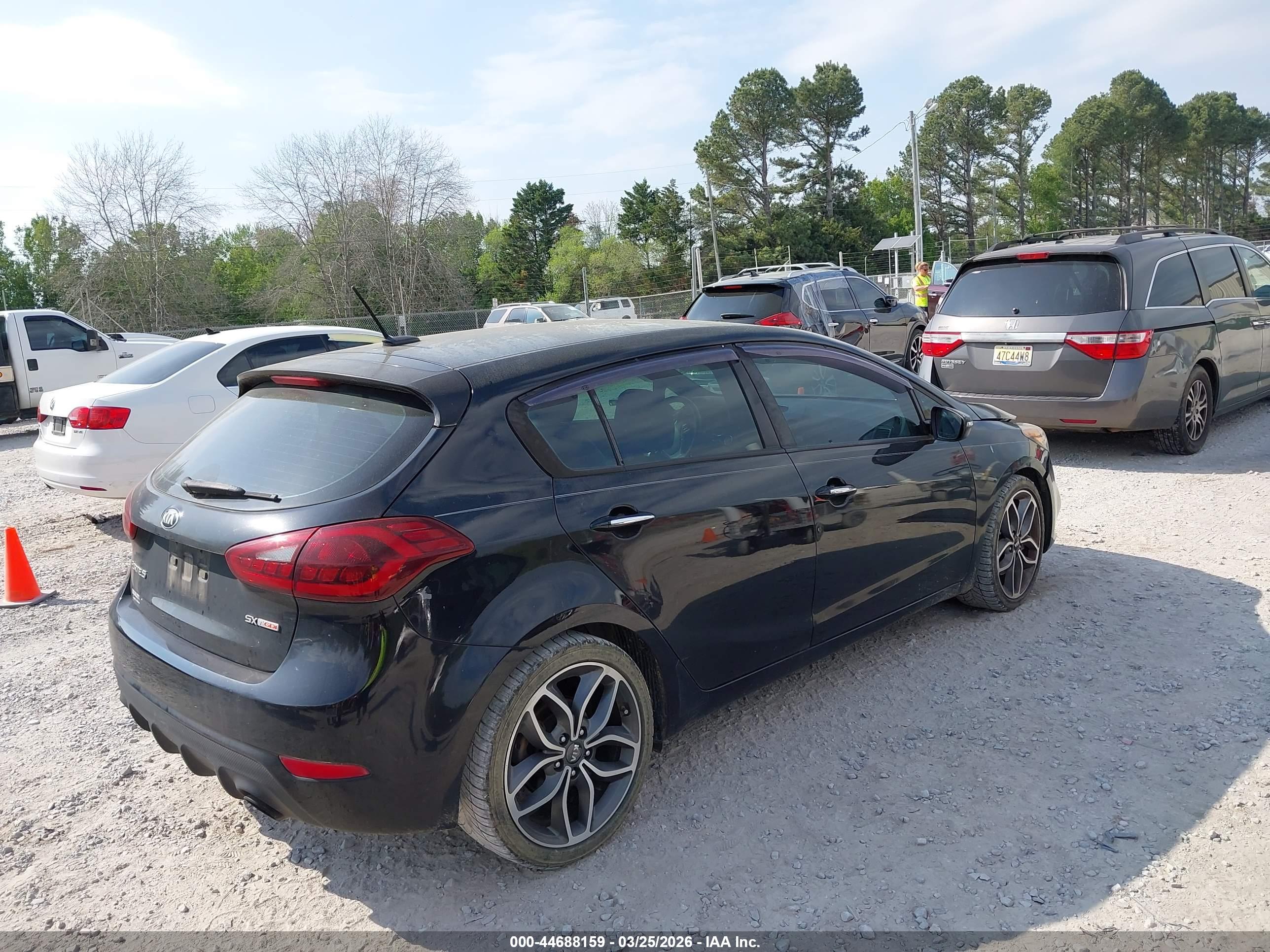 KIA FORTE image 4