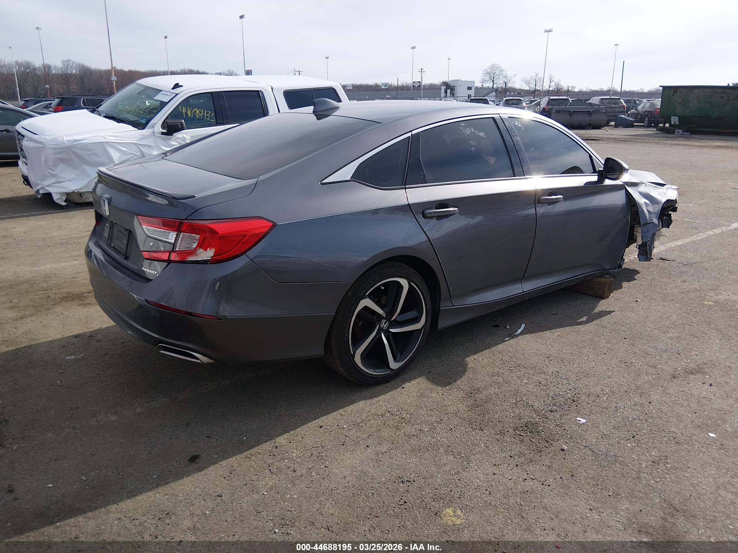 HONDA ACCORD image 4