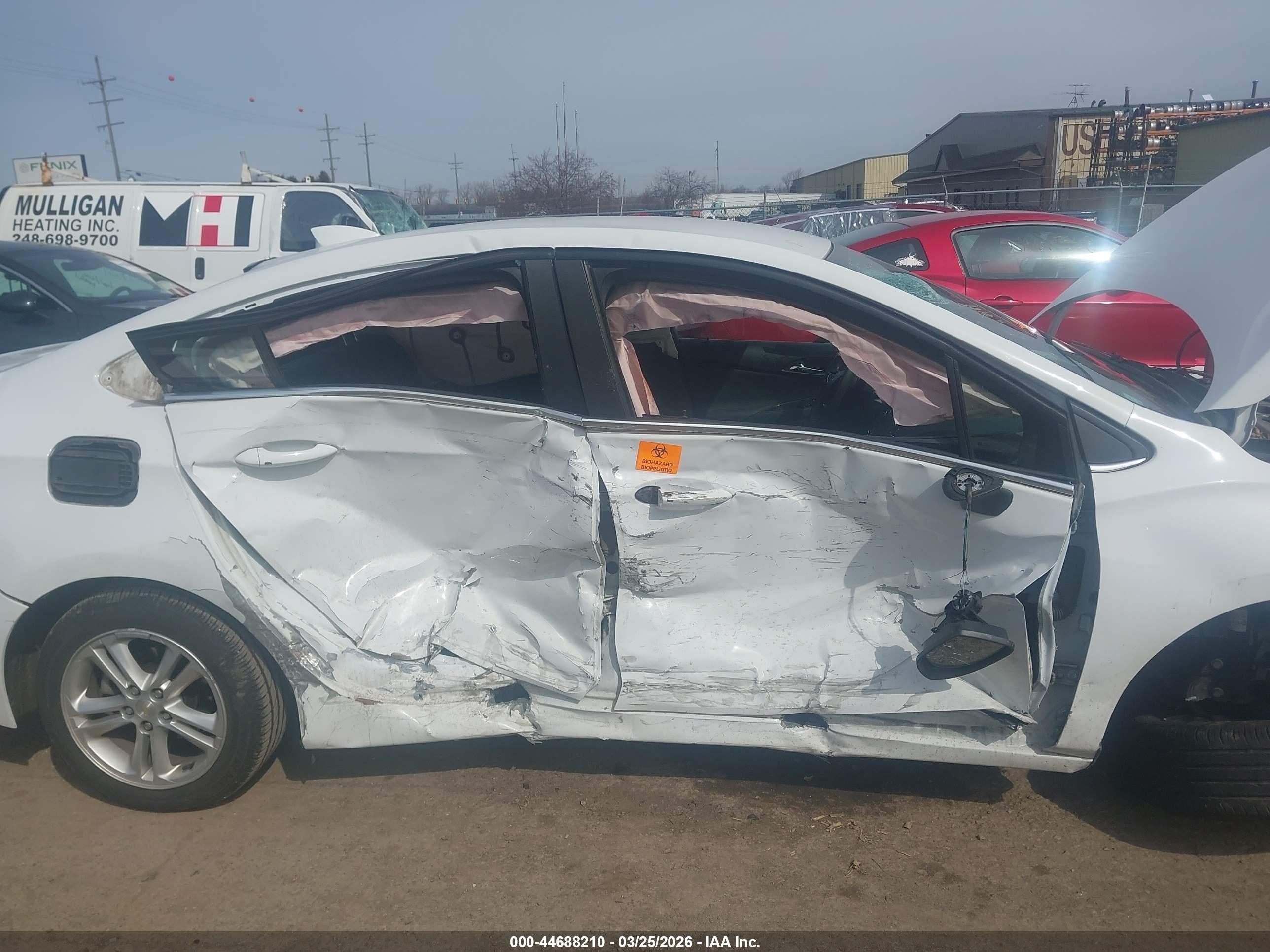 CHEVROLET CRUZE image 6