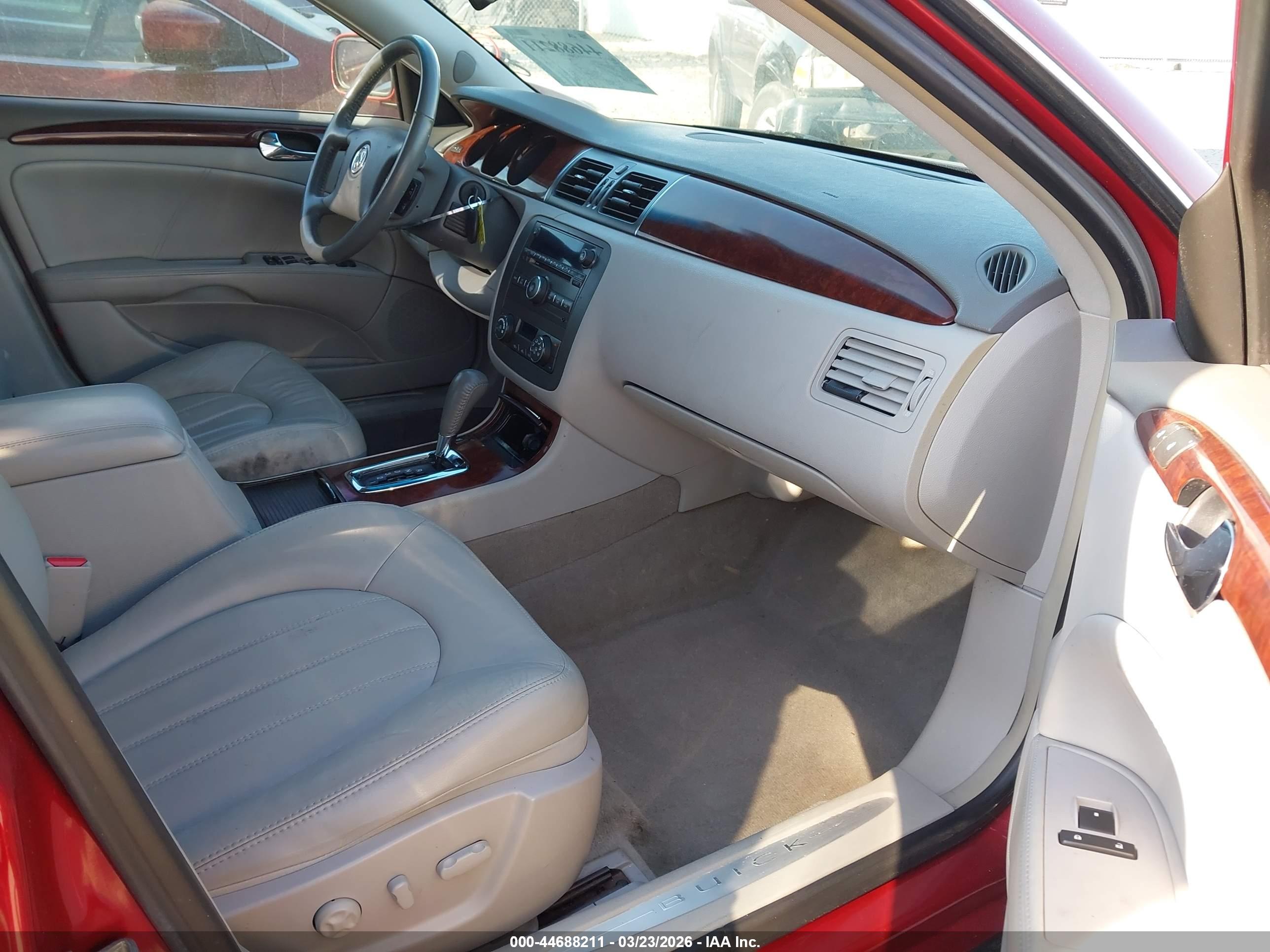 BUICK LUCERNE image 5