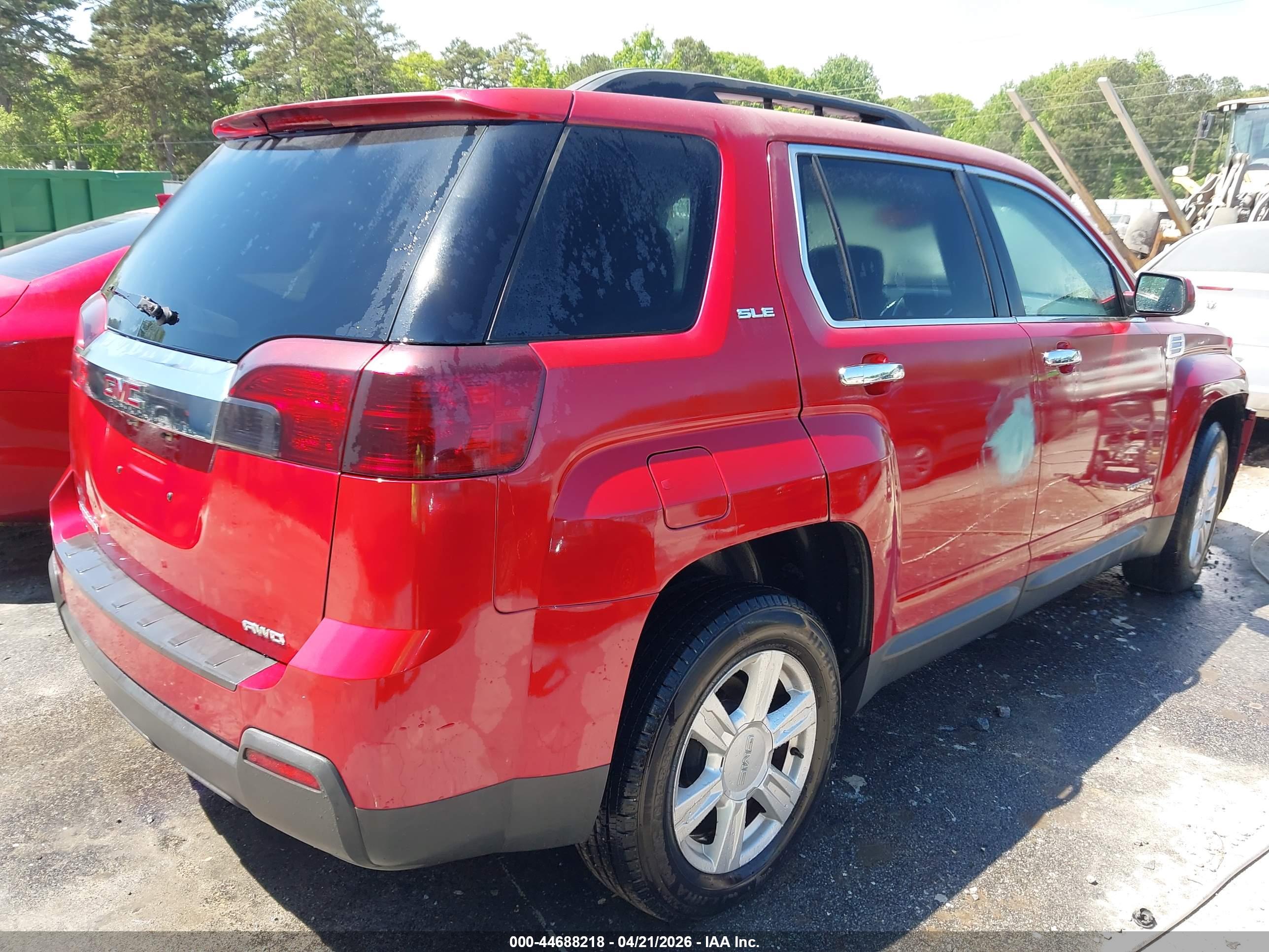 GMC TERRAIN image 4