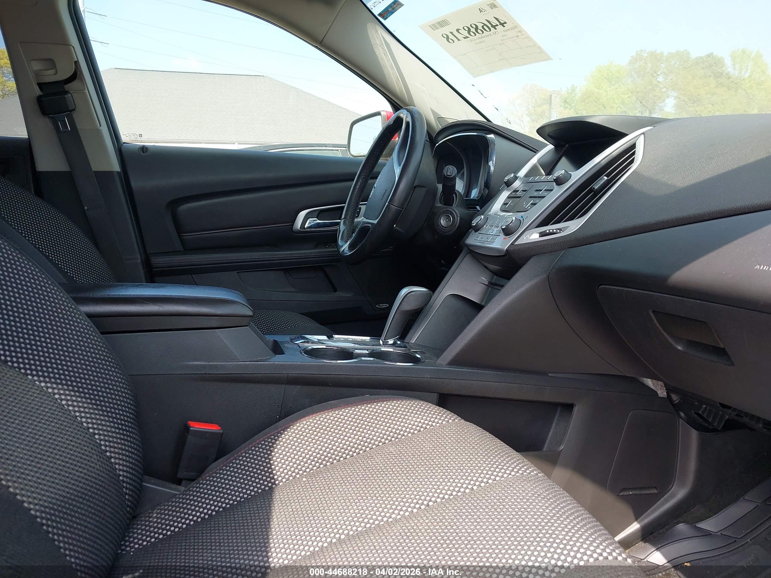 GMC TERRAIN image 5