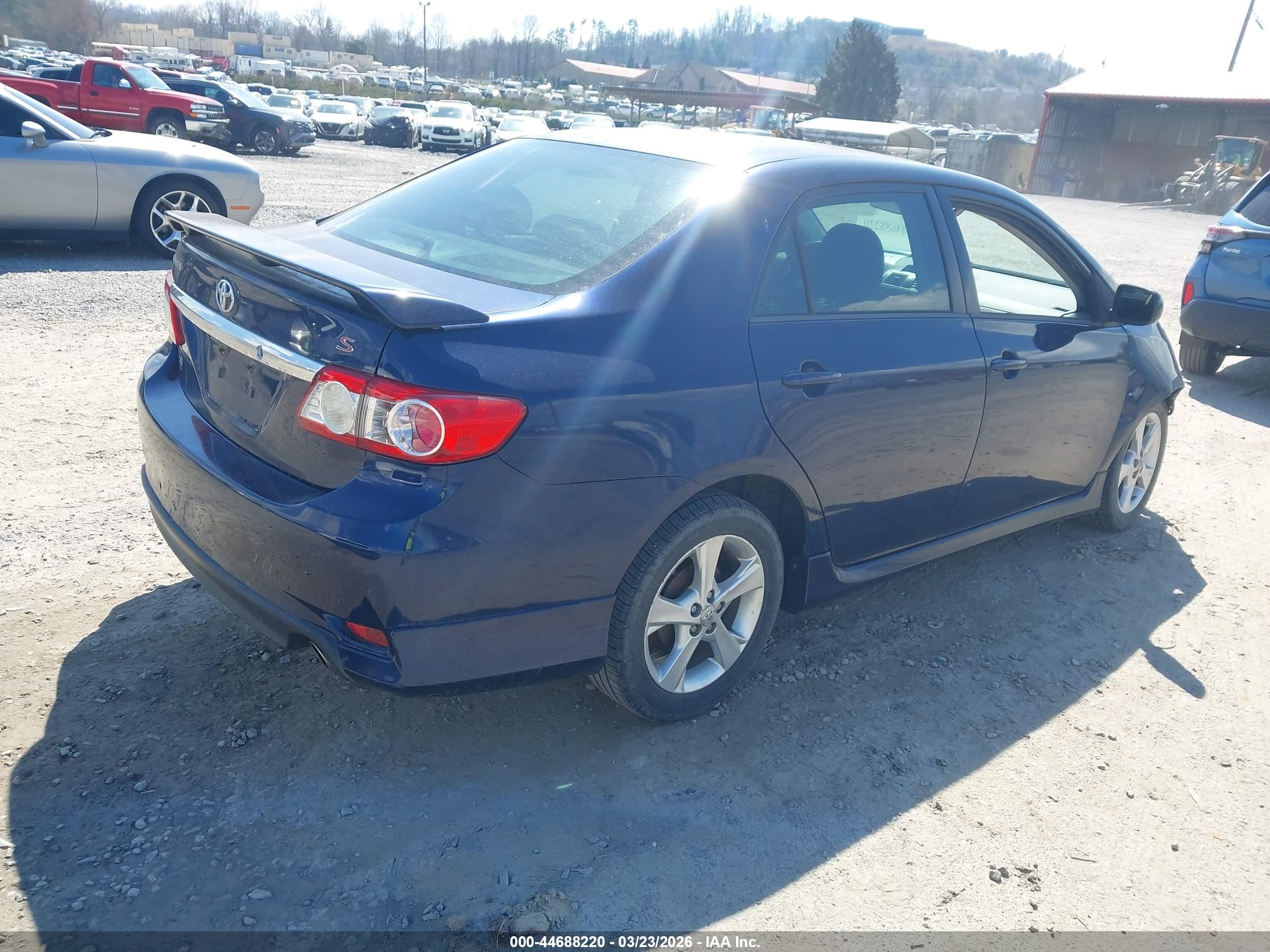 TOYOTA COROLLA image 4