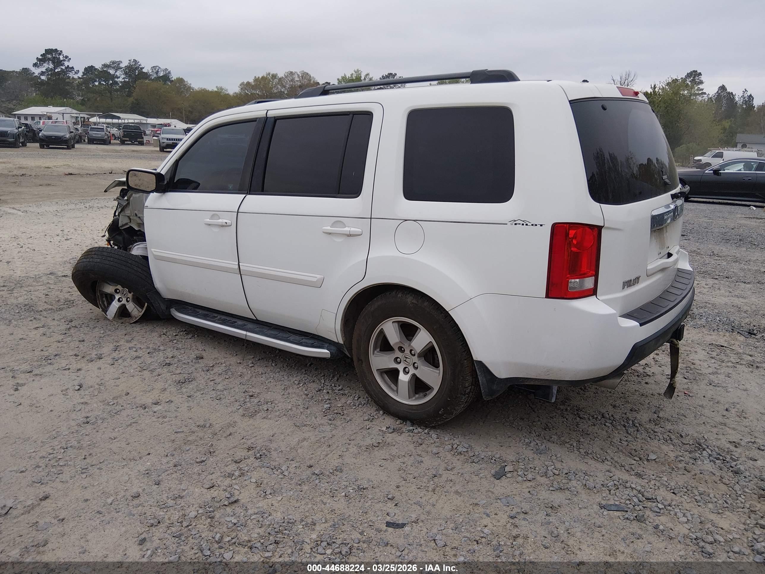 HONDA PILOT image 3
