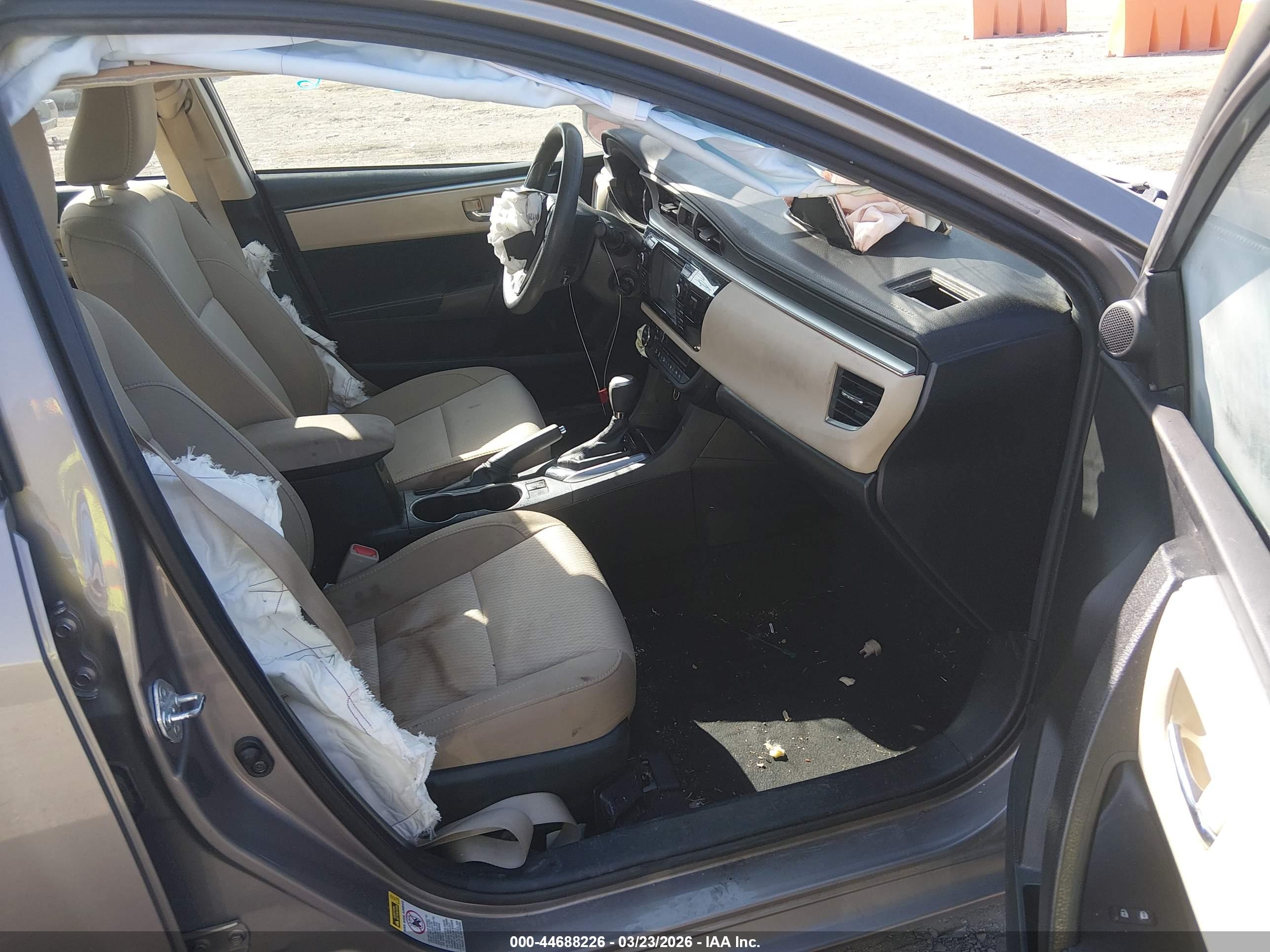 TOYOTA COROLLA image 5