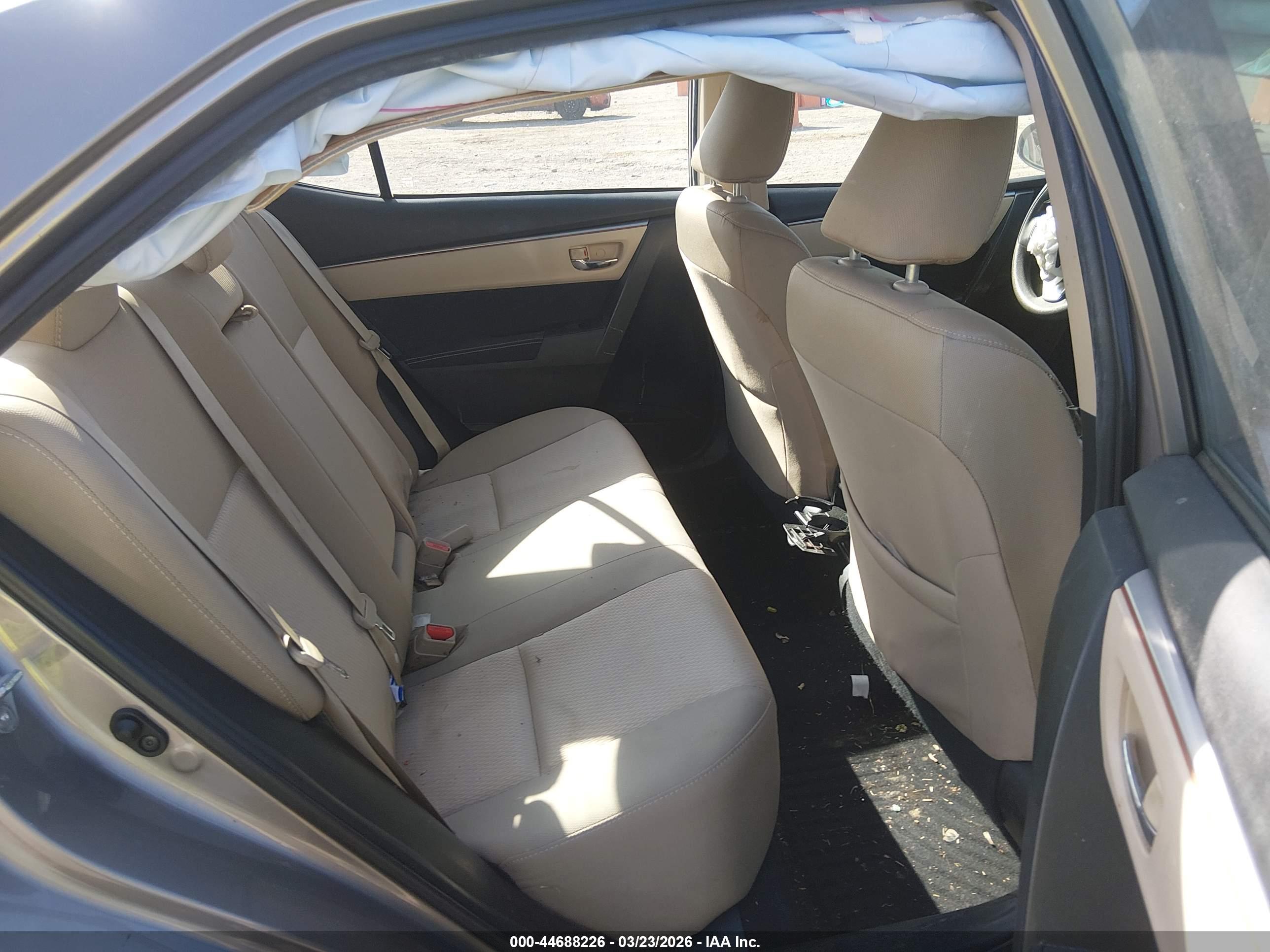 TOYOTA COROLLA image 8