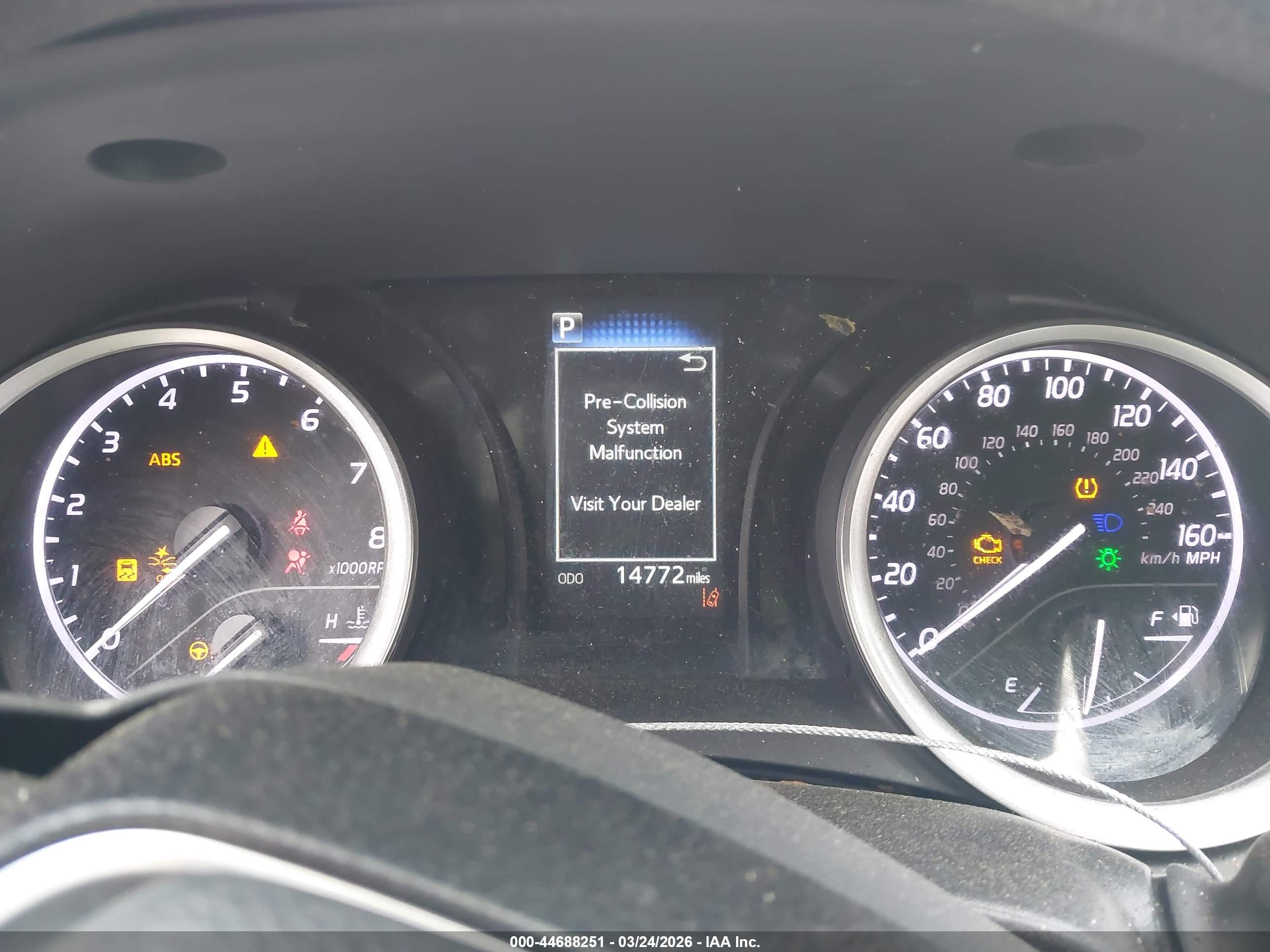 TOYOTA CAMRY image 7