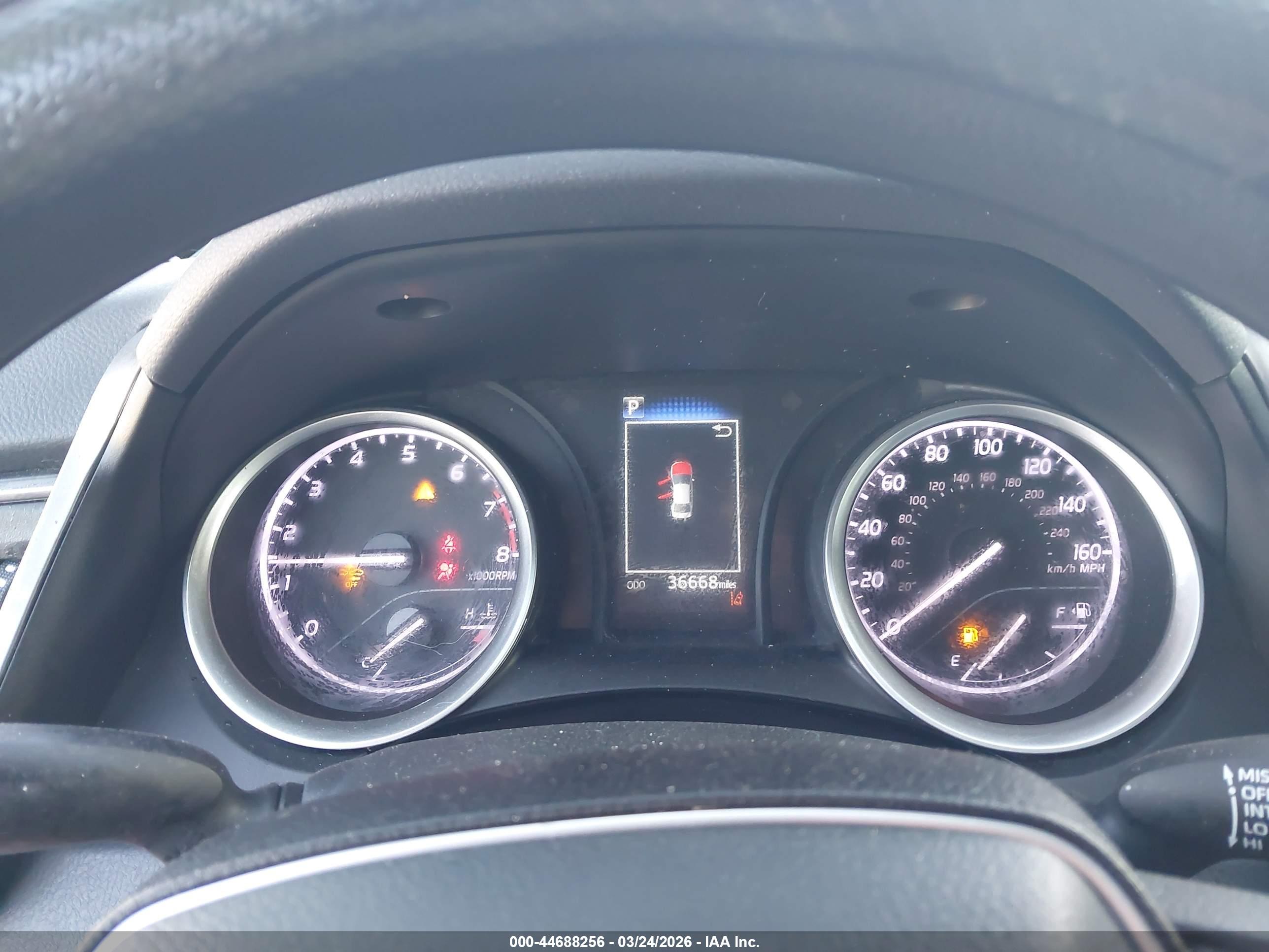 TOYOTA CAMRY image 7