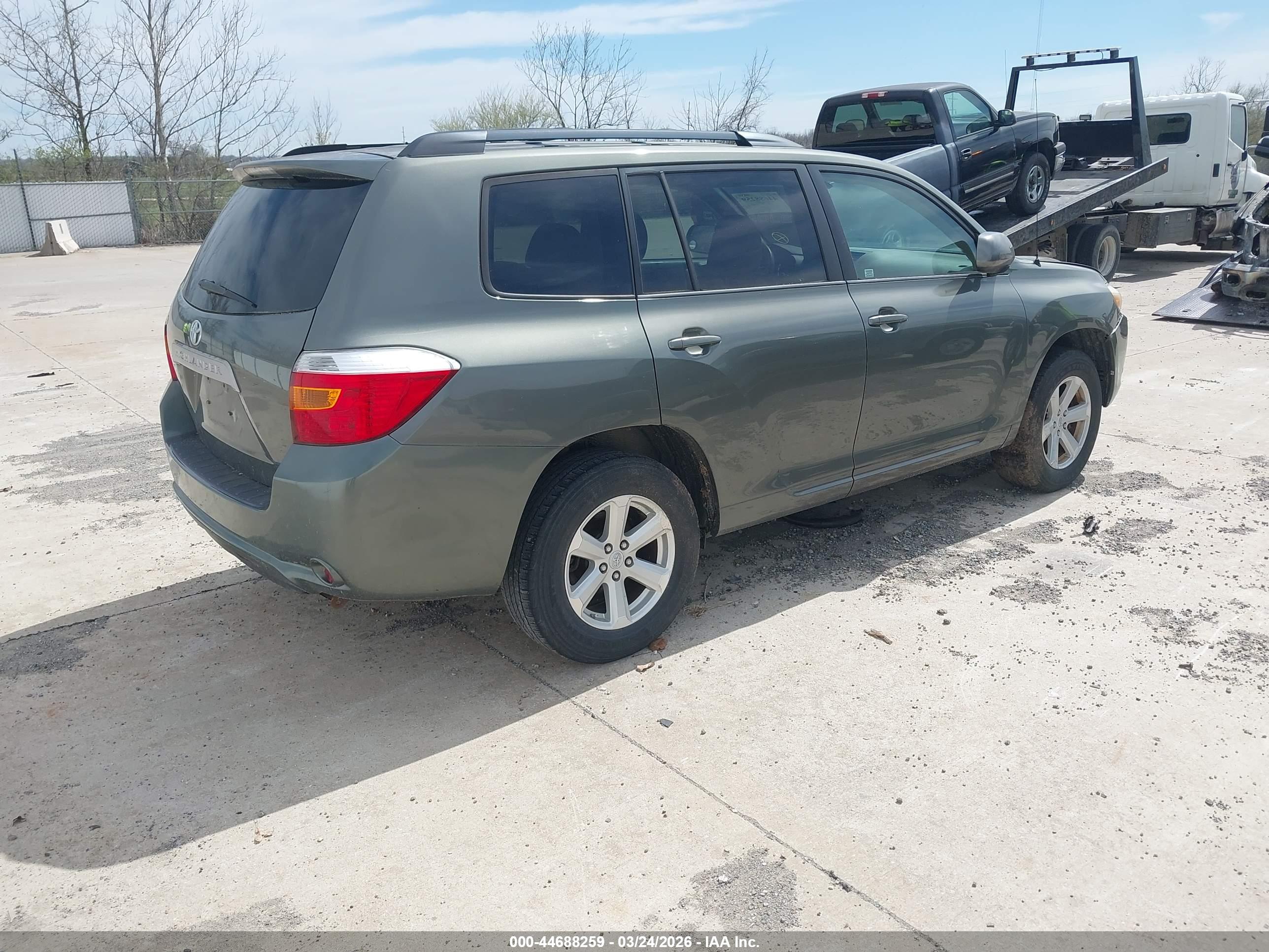 TOYOTA HIGHLANDER image 4
