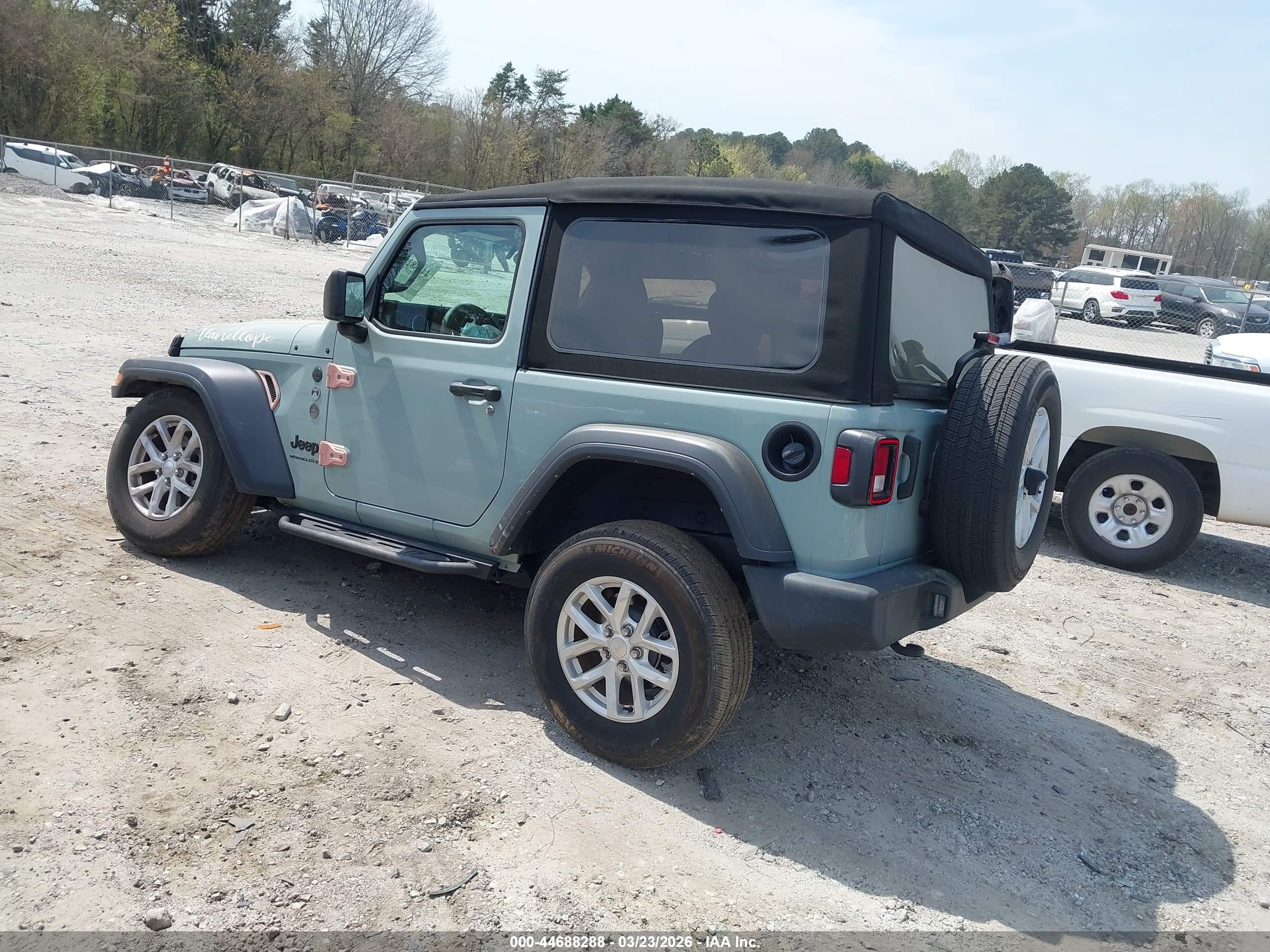 JEEP WRANGLER image 3