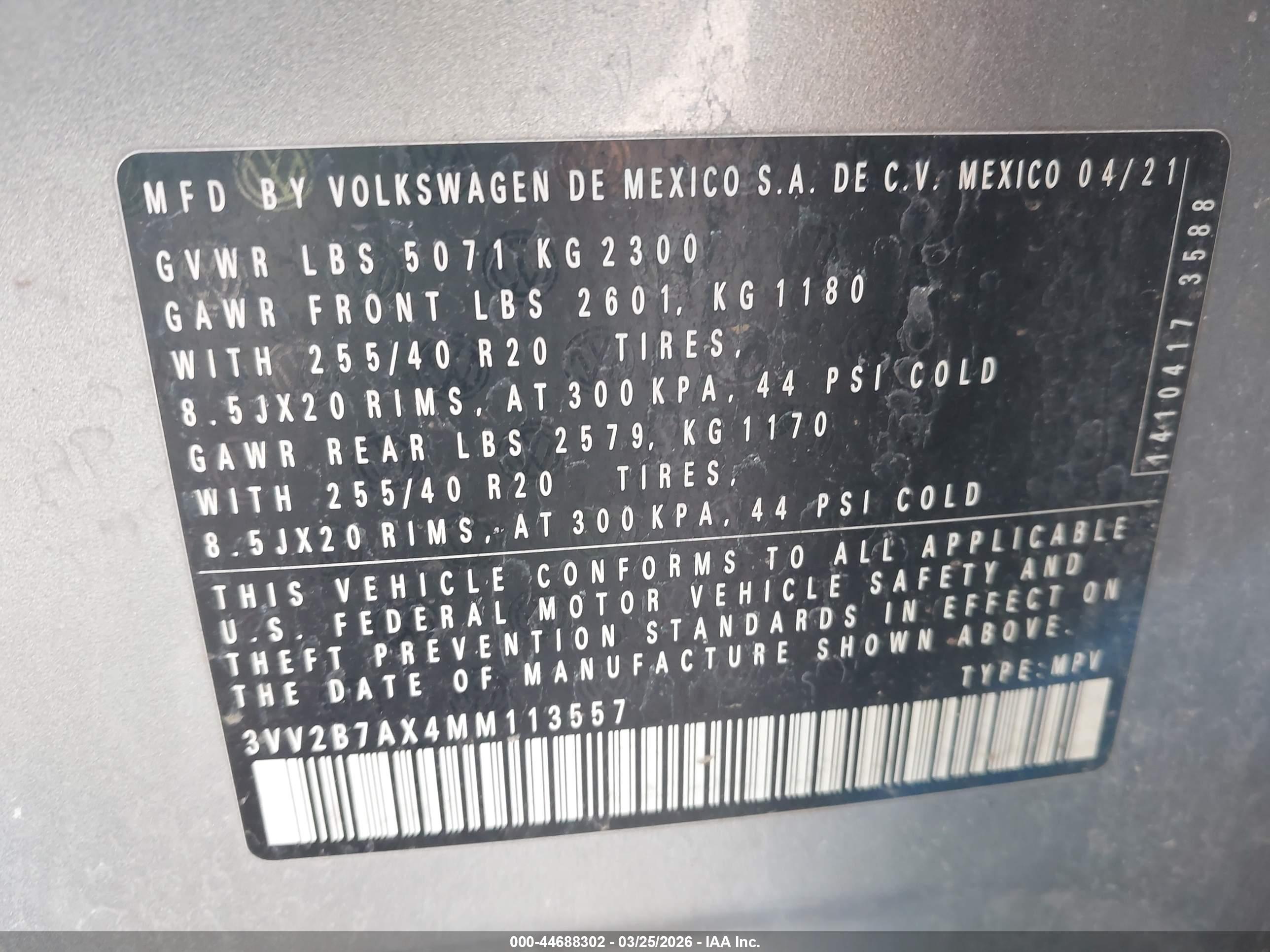 VOLKSWAGEN TIGUAN image 9