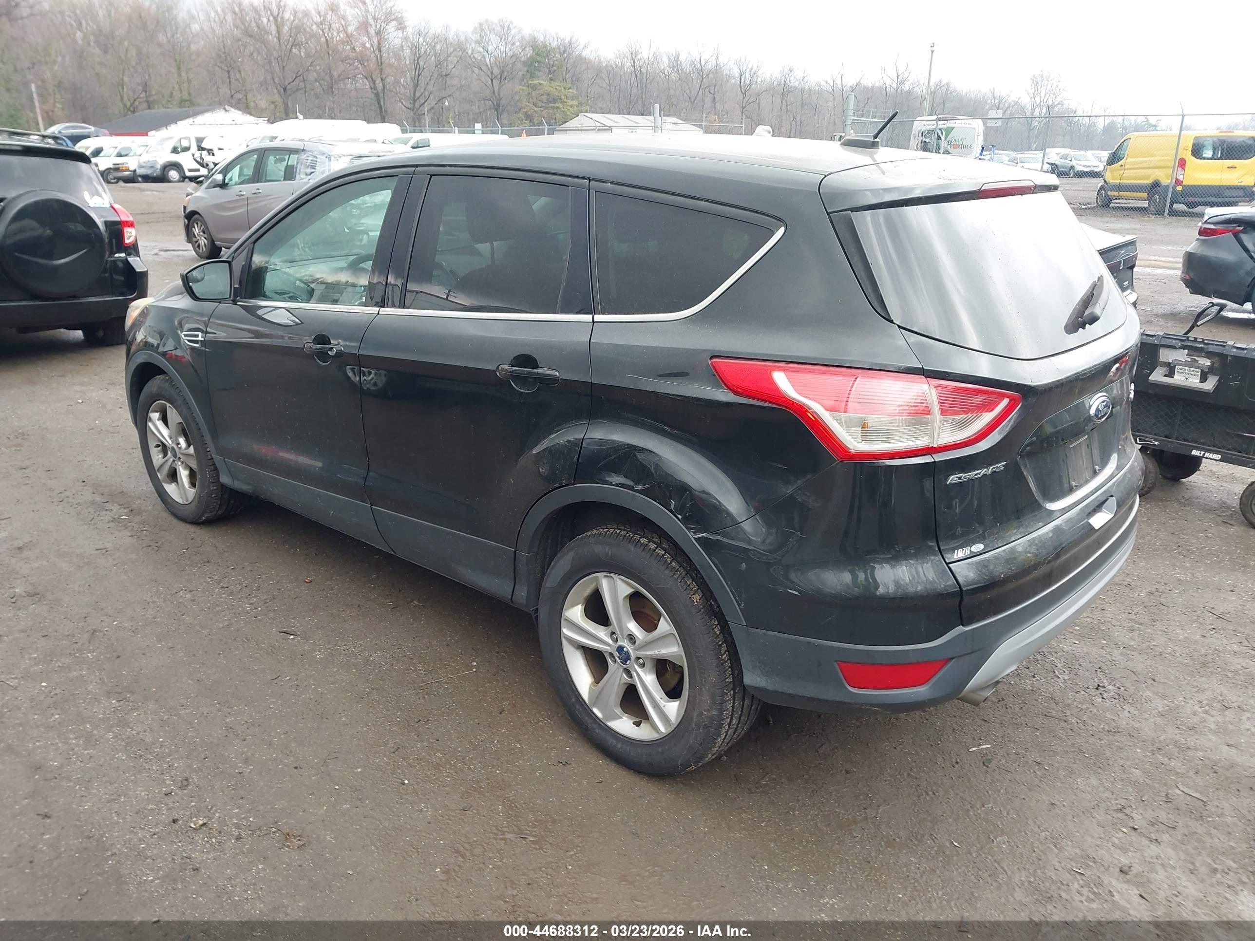 FORD ESCAPE image 3
