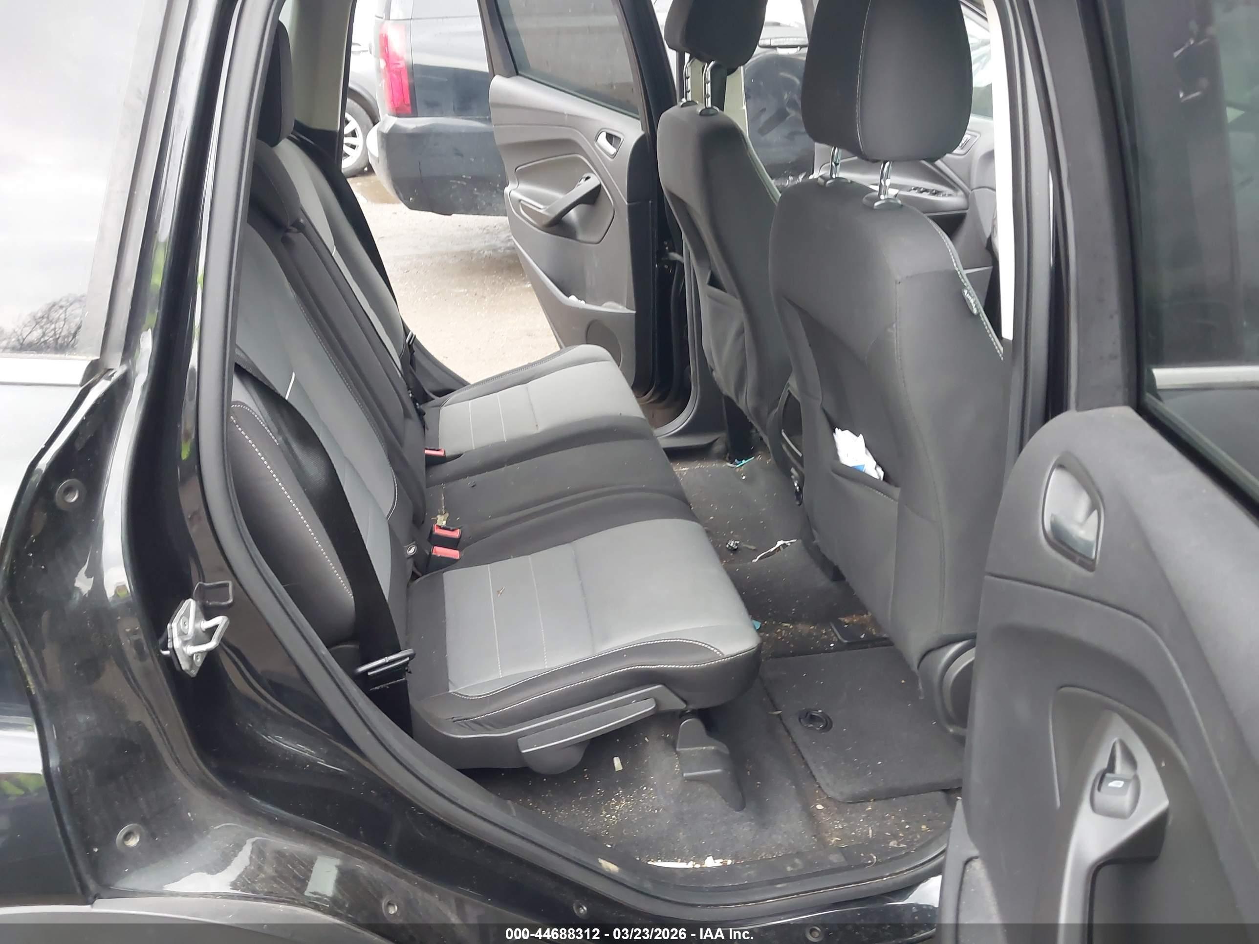 FORD ESCAPE image 8