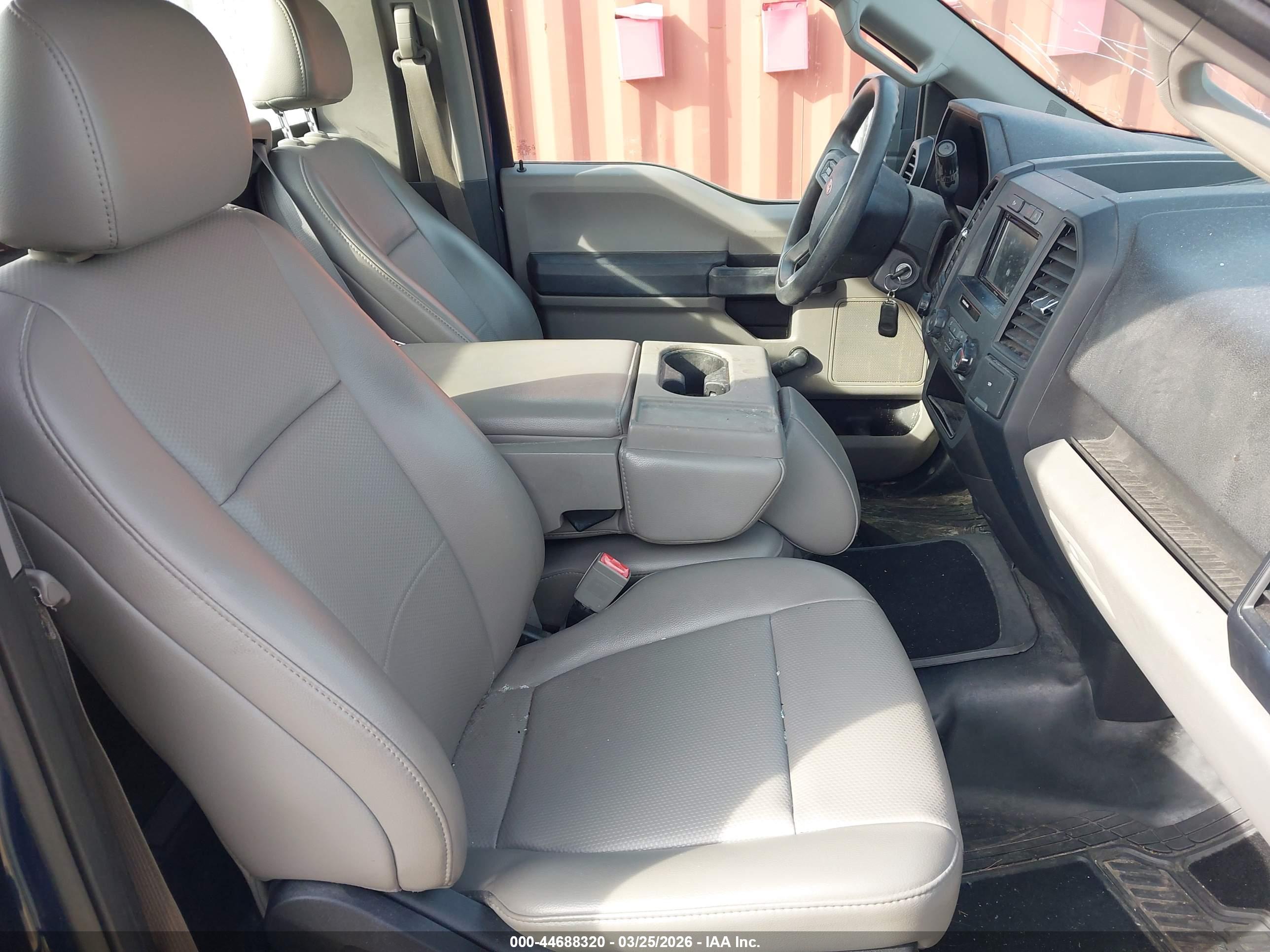 FORD F-150 image 8