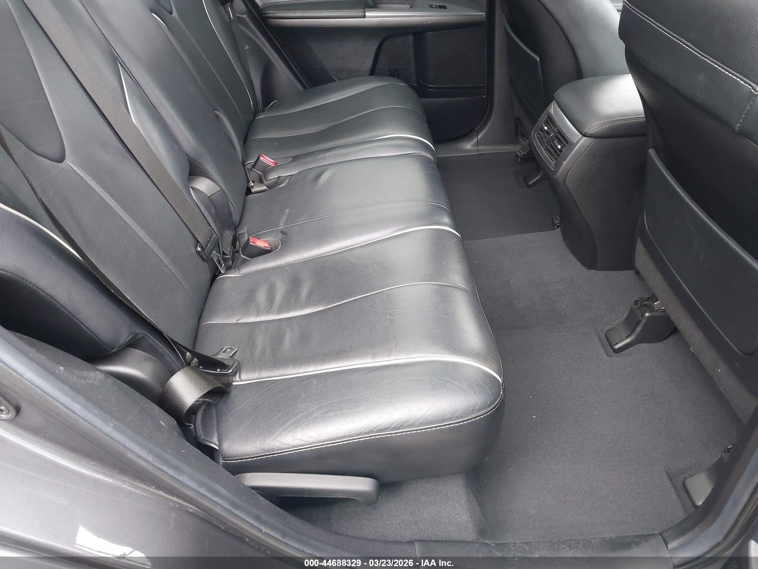TOYOTA VENZA image 8