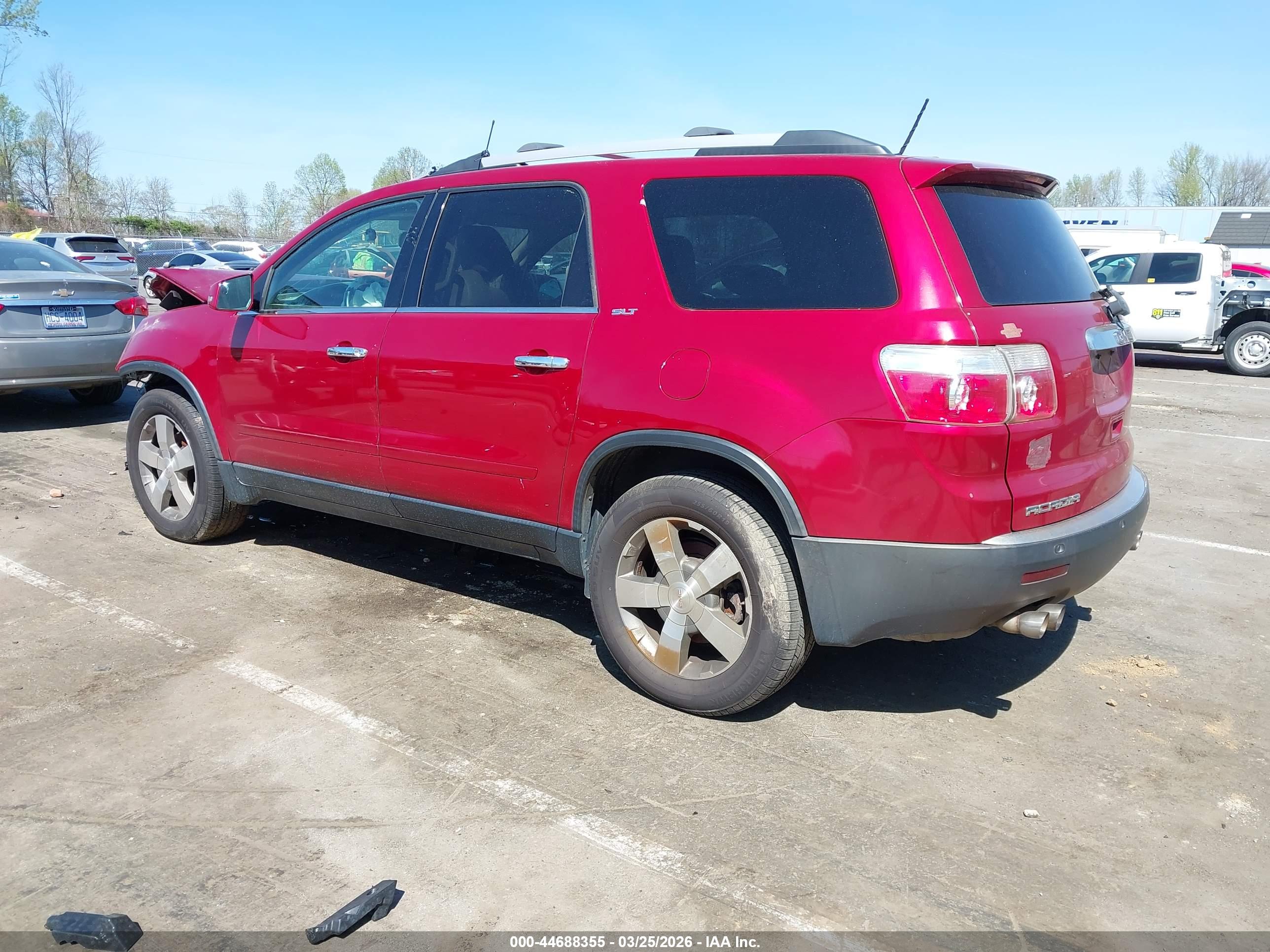 GMC ACADIA image 3