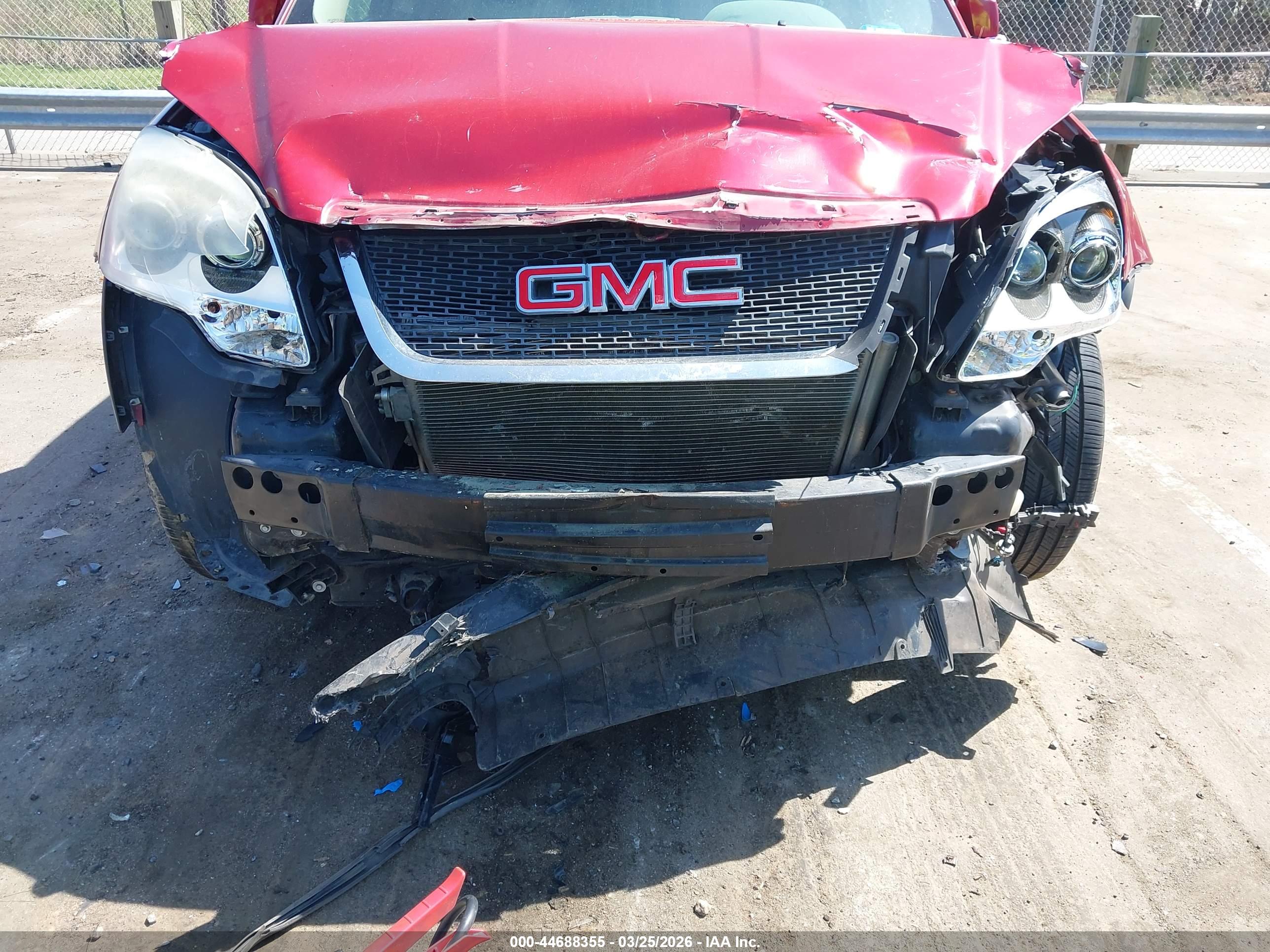GMC ACADIA image 6