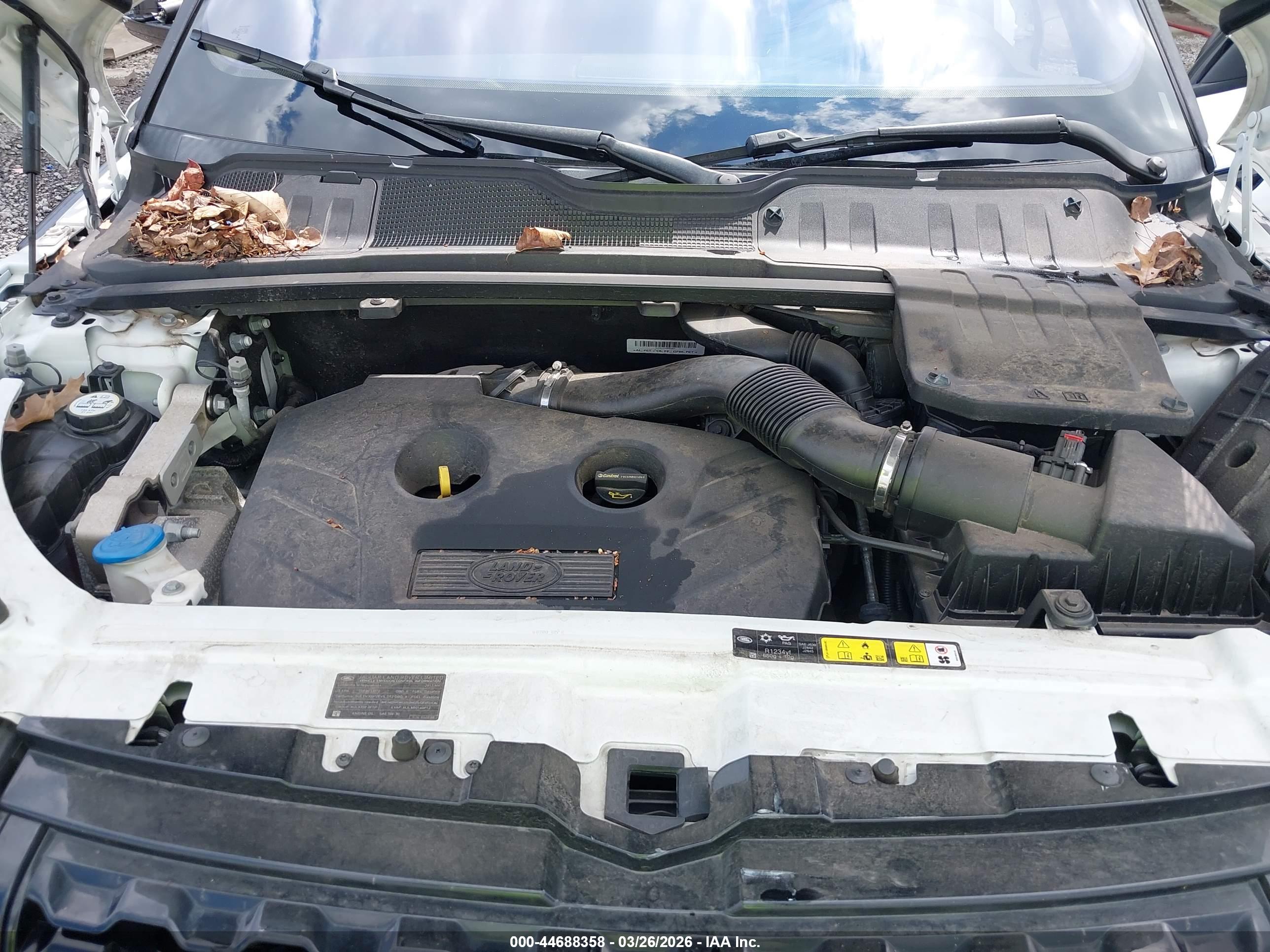 LAND ROVER image 10