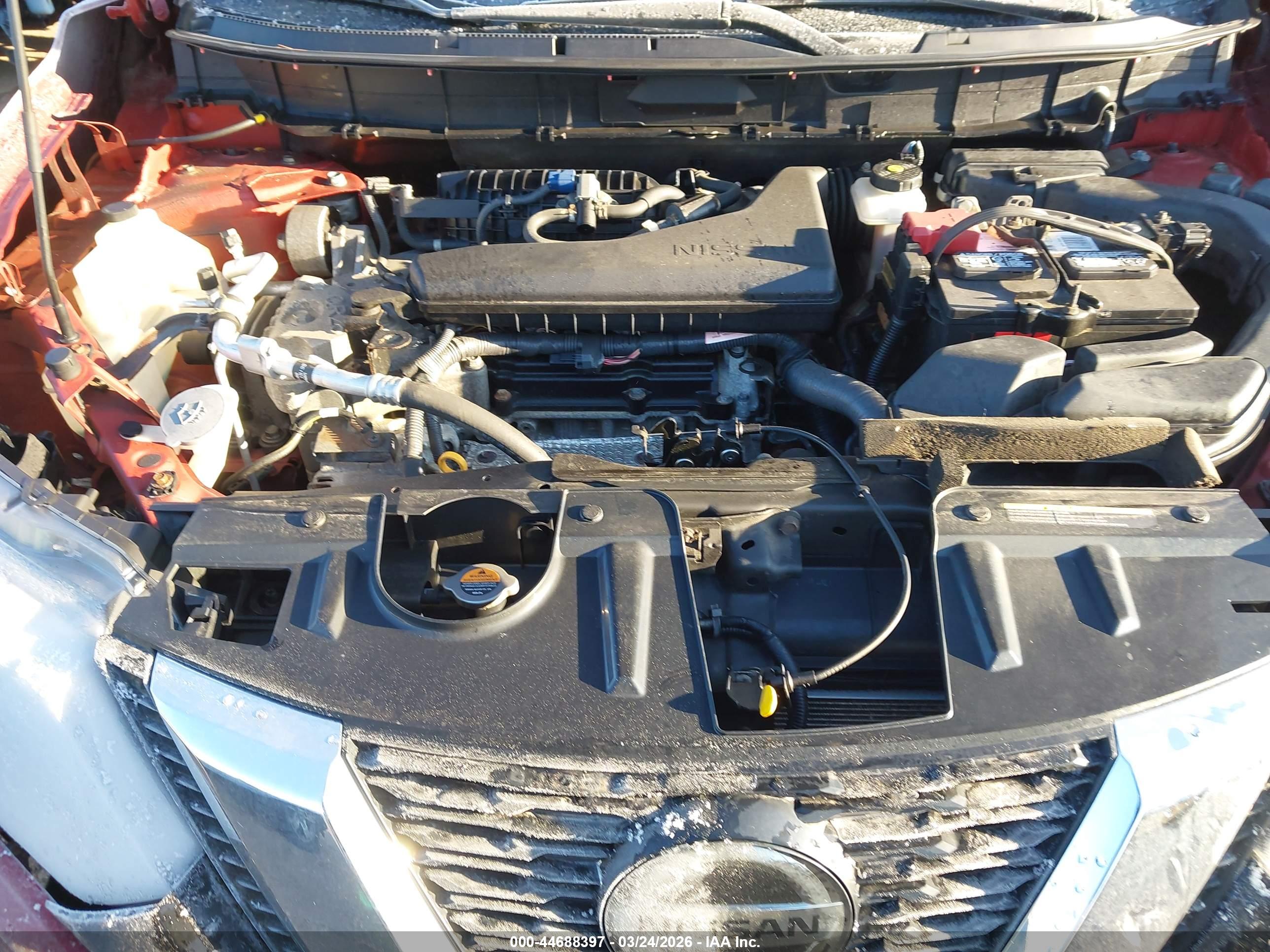 NISSAN ROGUE image 10
