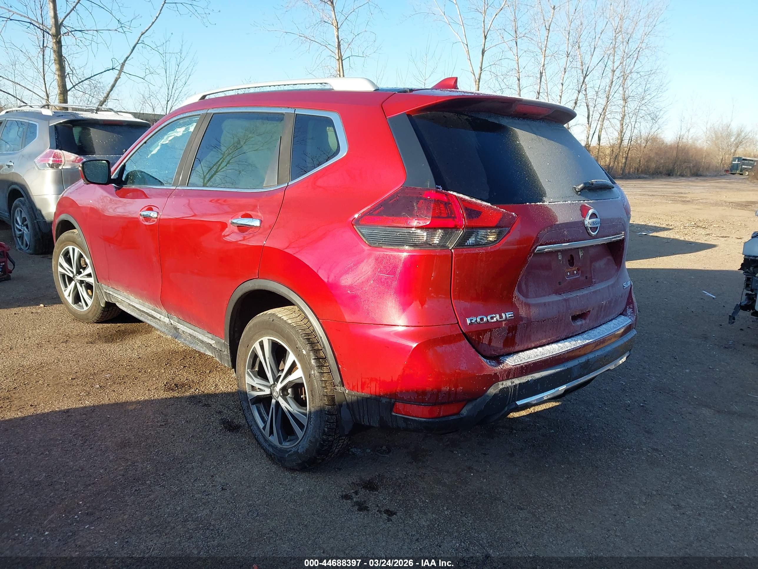 NISSAN ROGUE image 3