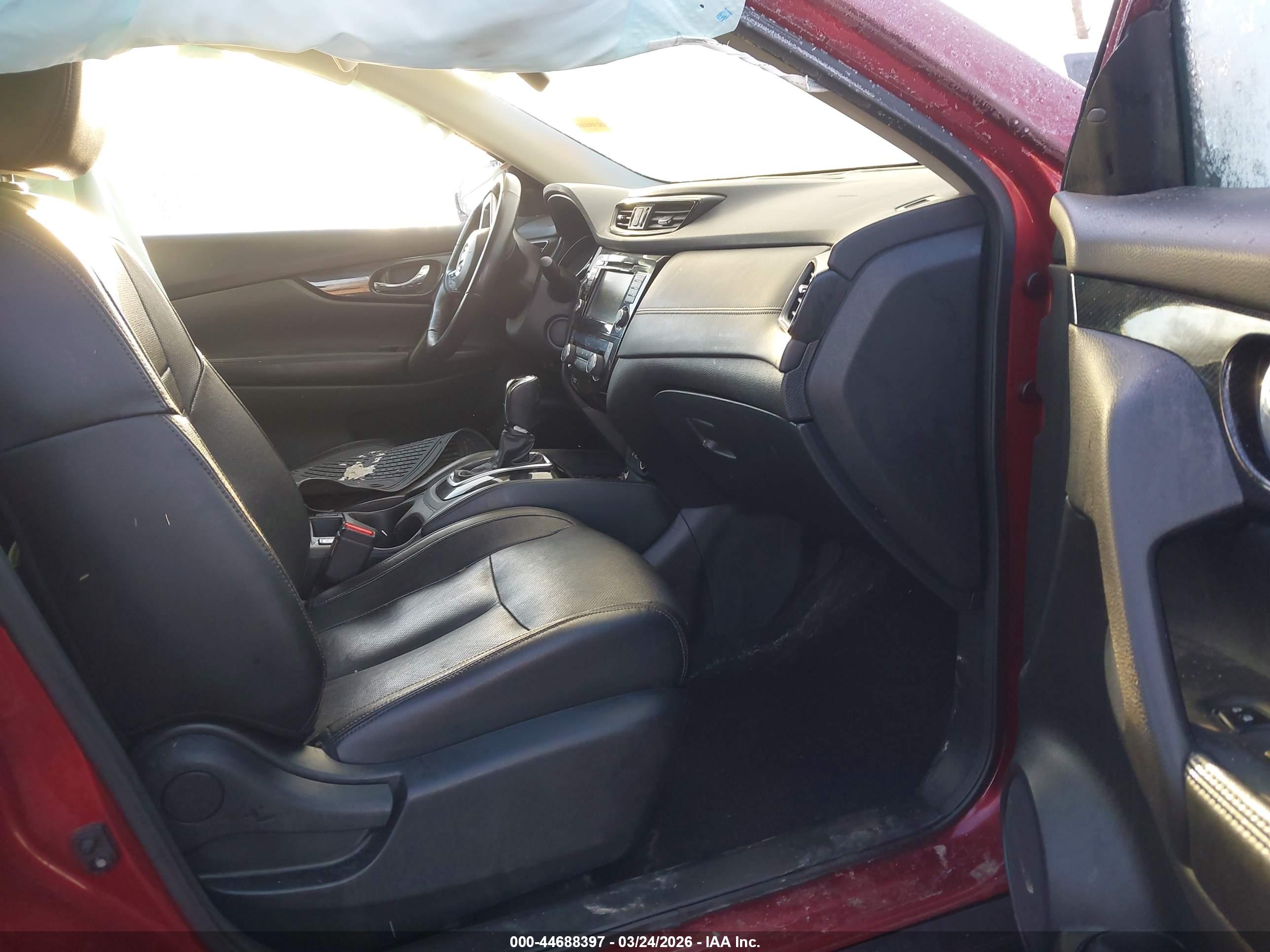 NISSAN ROGUE image 5