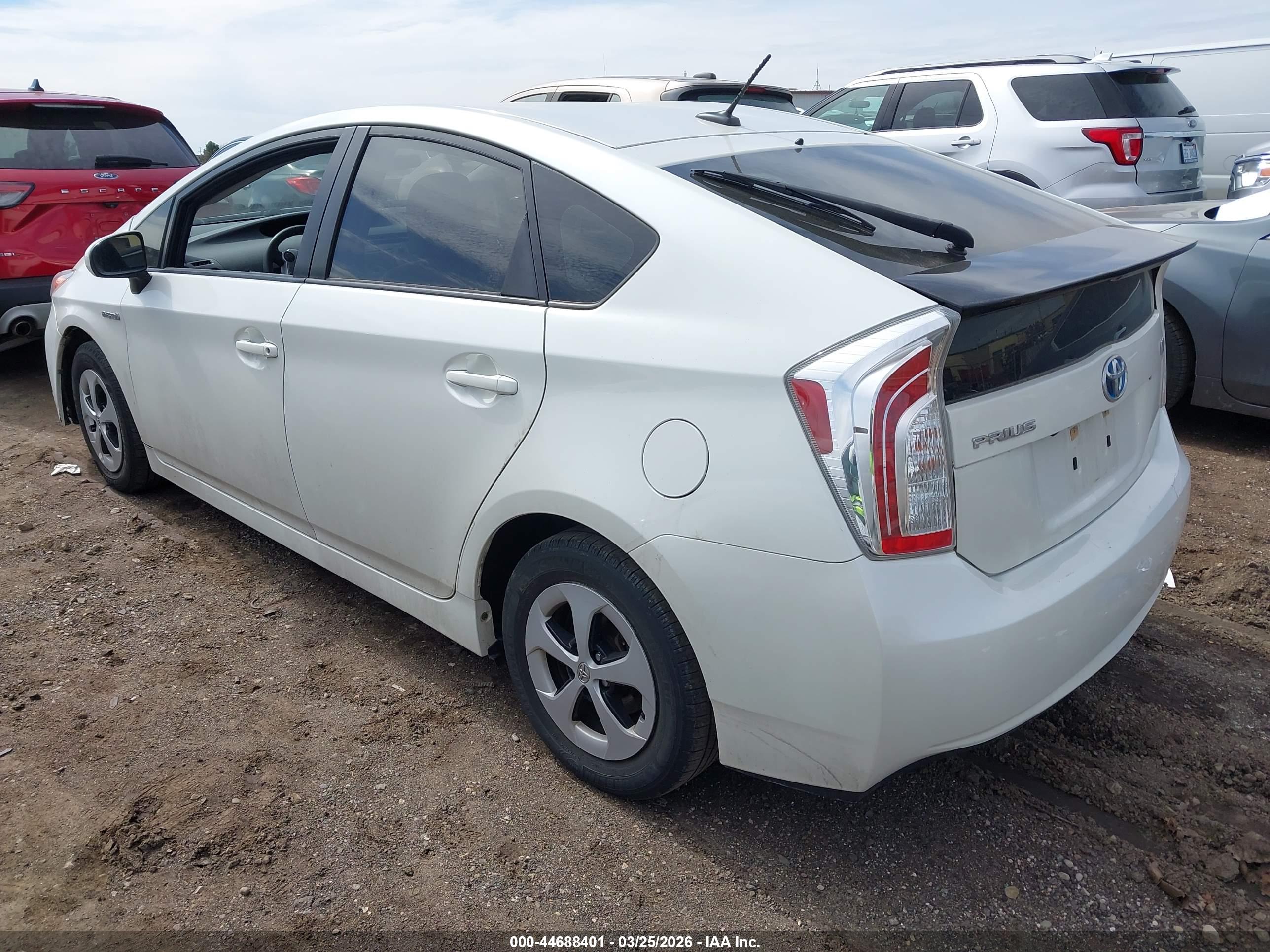 TOYOTA PRIUS image 3